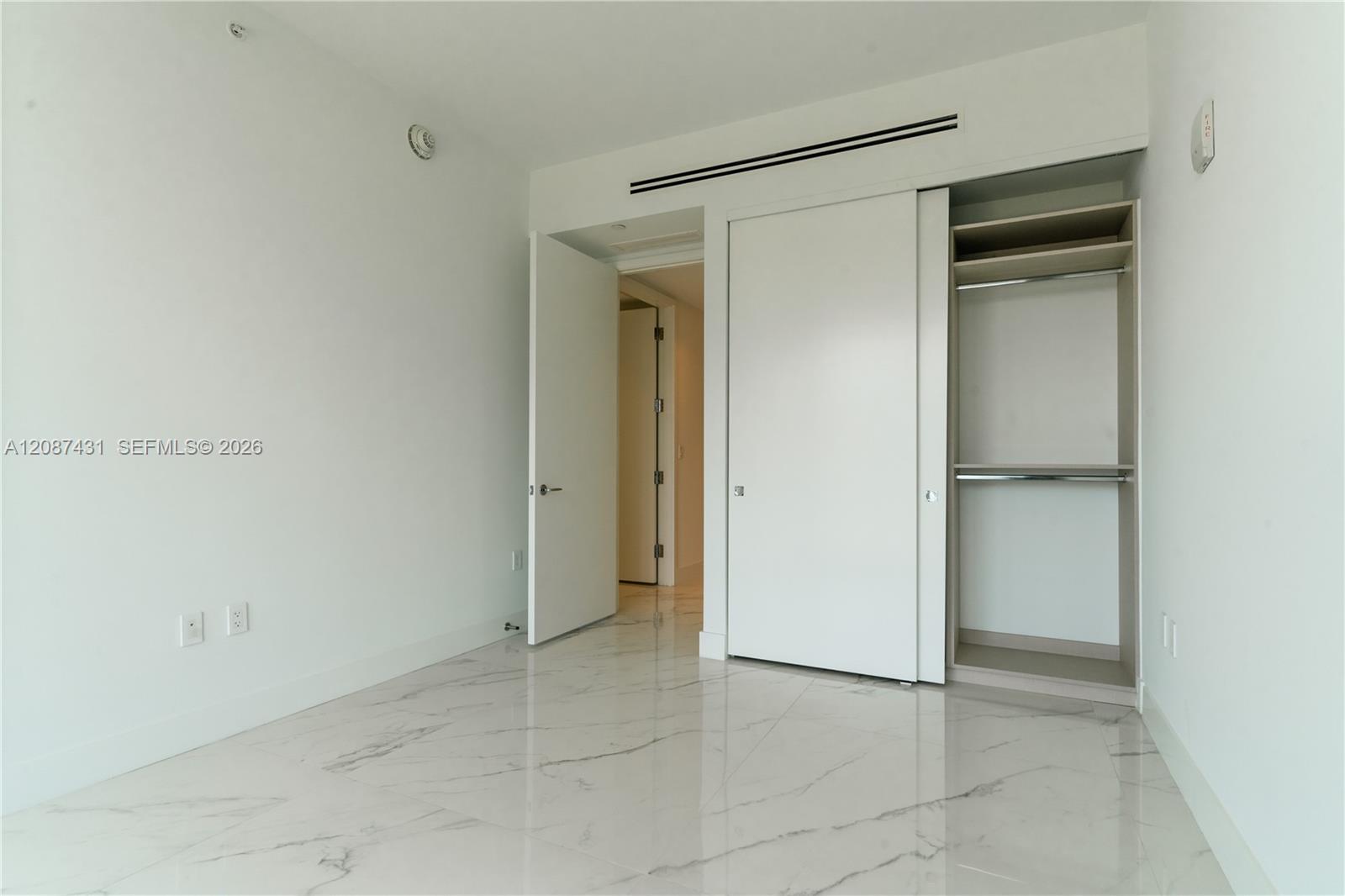 15701 Collins Ave # 702