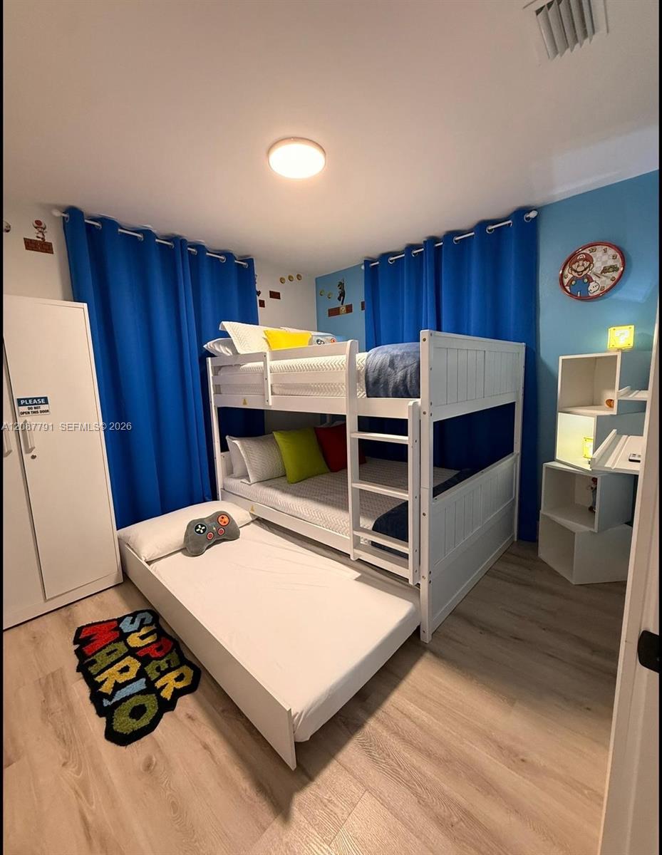 2852 Washington St Unit: .