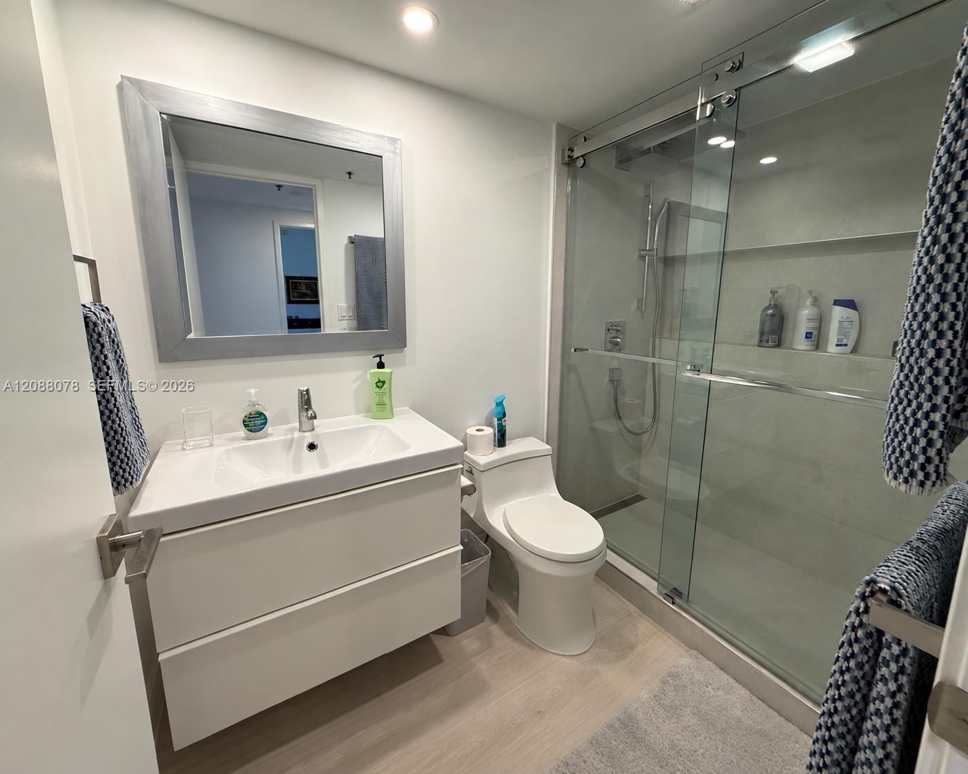 251 Crandon Blvd # 335