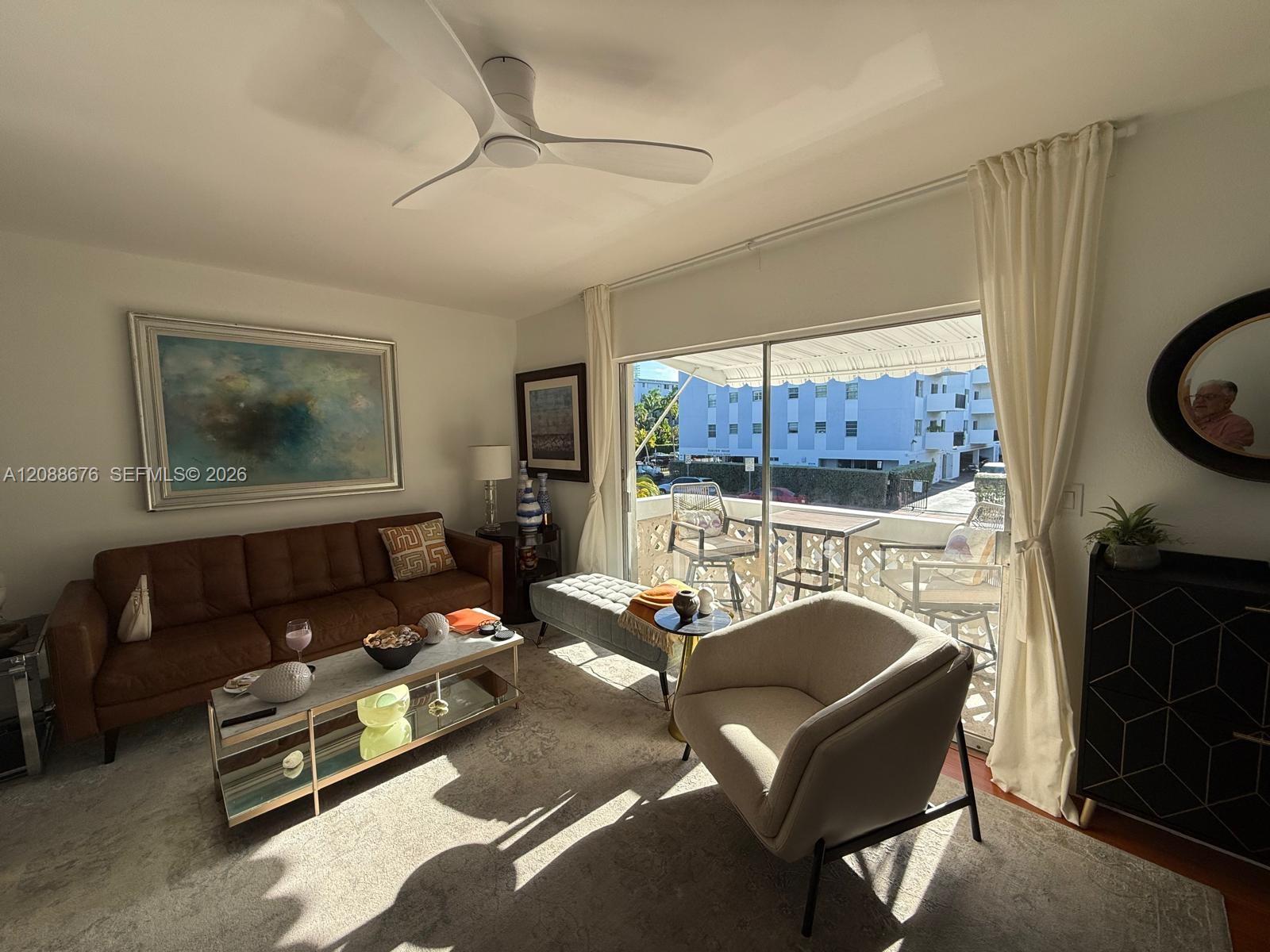 1021 Michigan Ave # 7