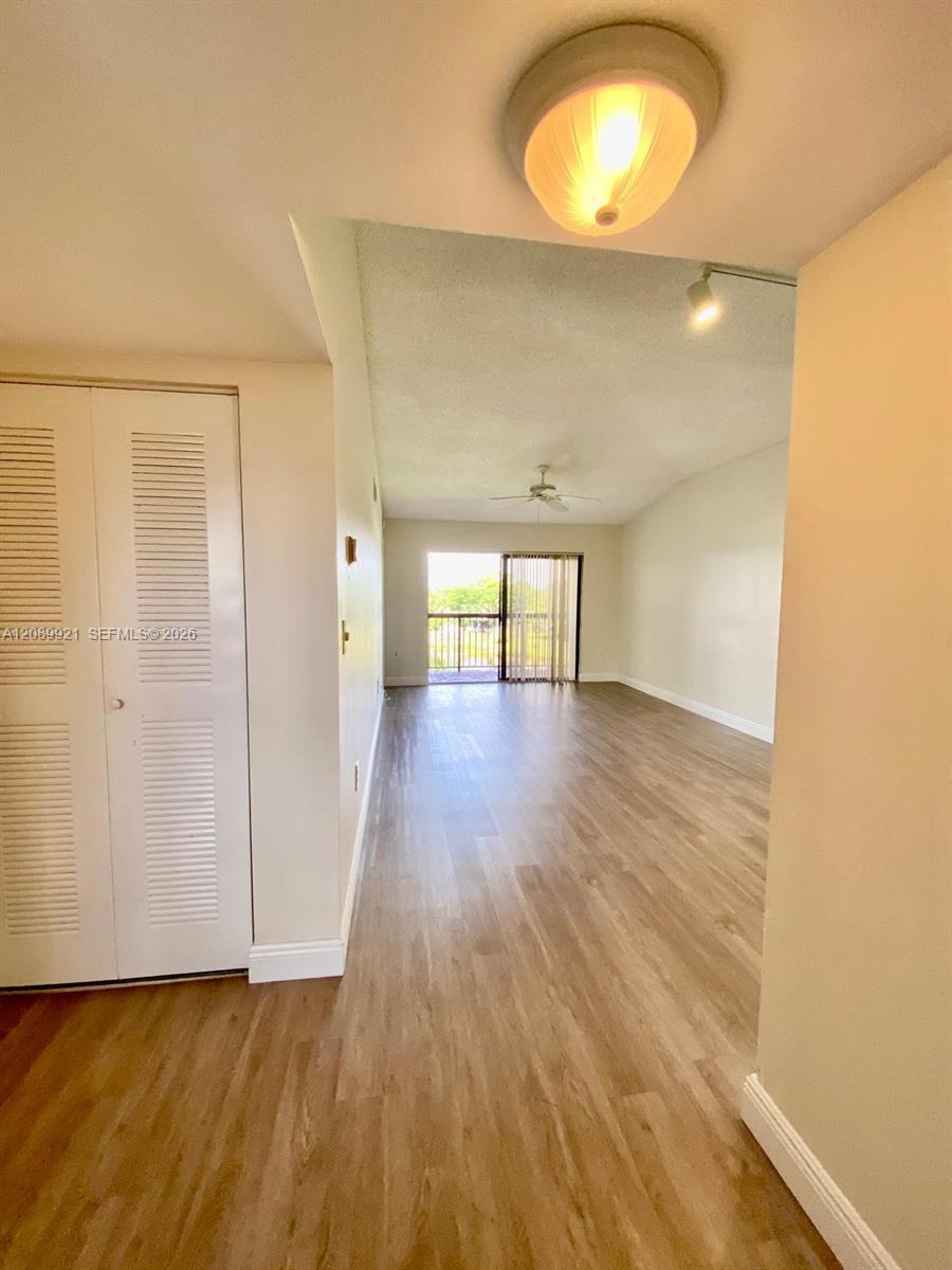 9897 Nob Hill Ln # 9897
