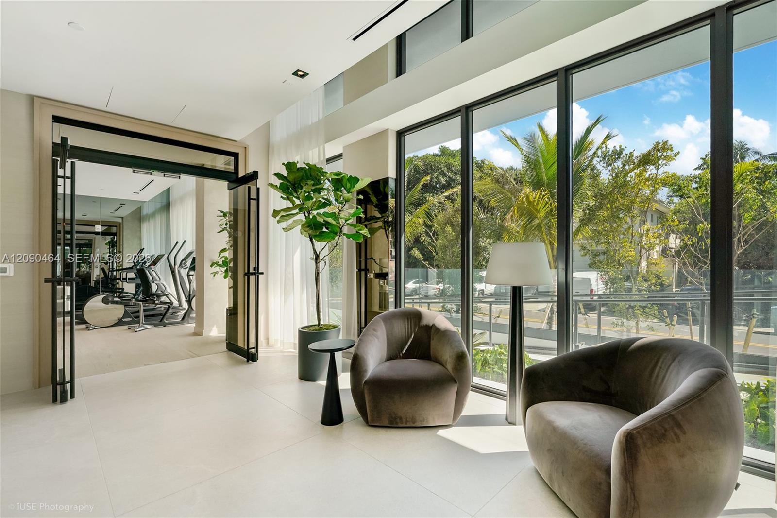 9901 W Bay Harbor Dr # 303