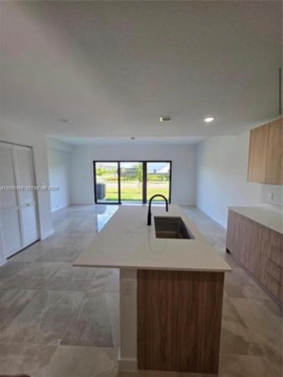 1305 NW 4th Ter