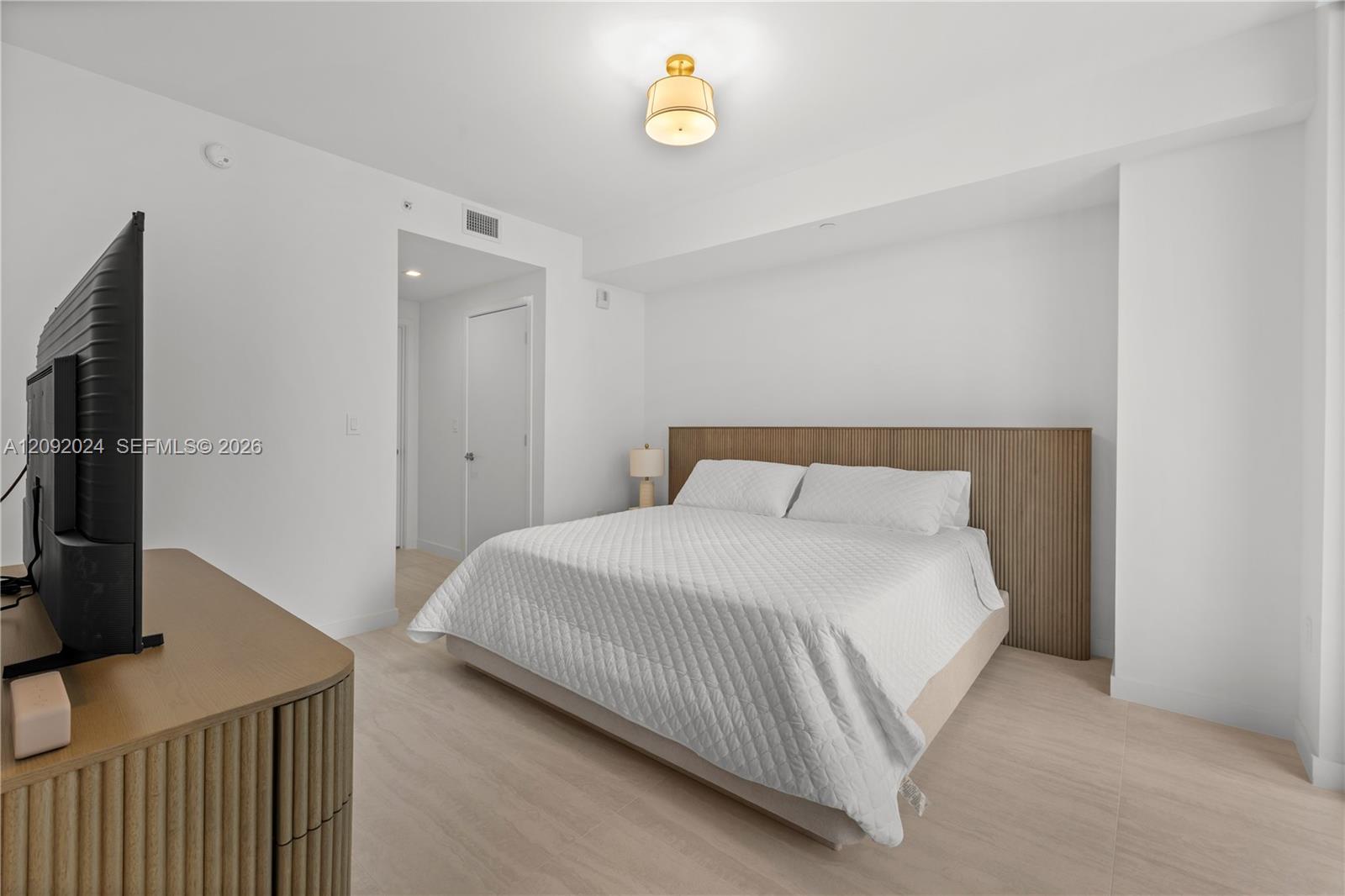 77 SE 5th St # 2502