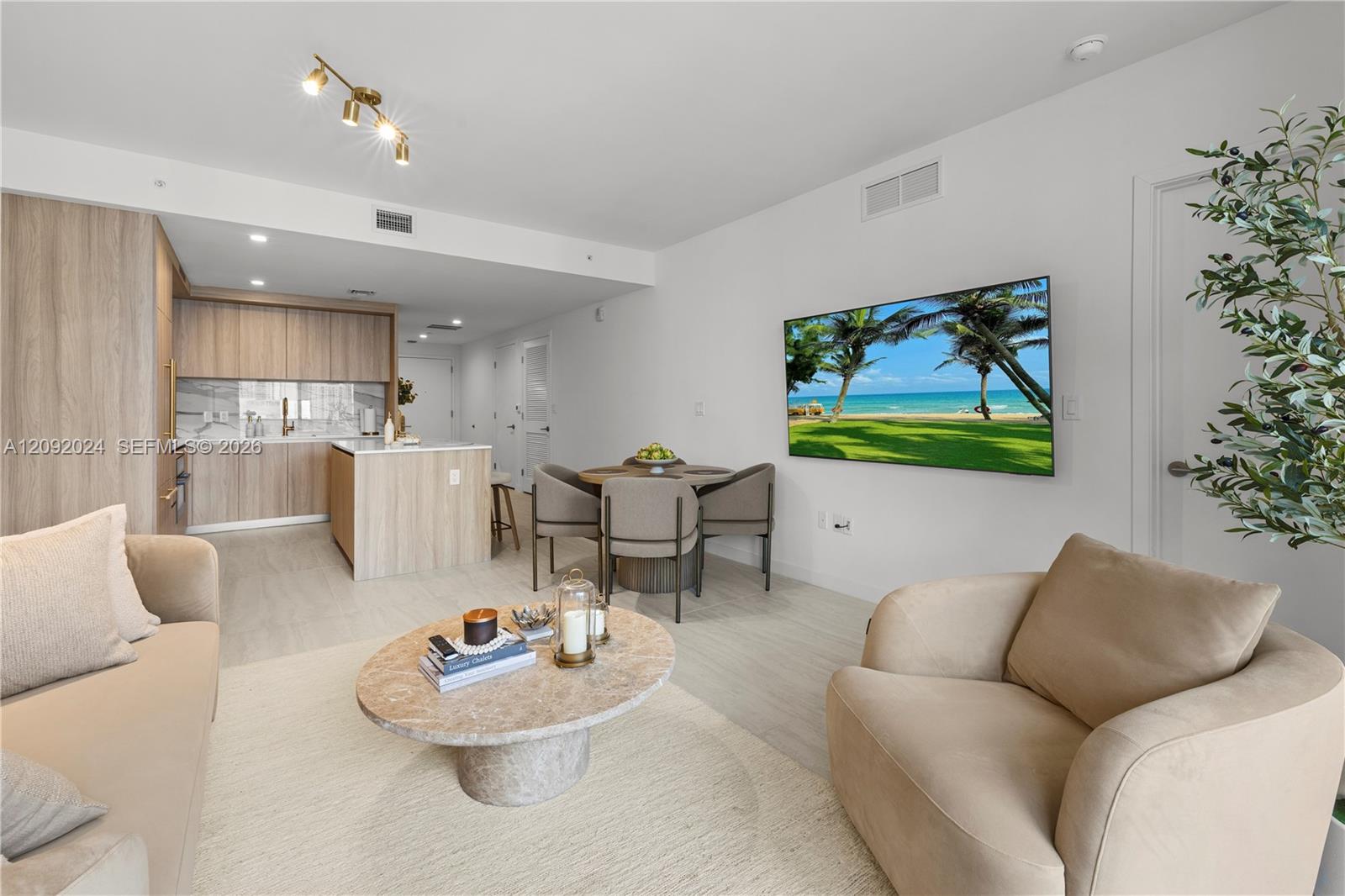 77 SE 5th St # 2502