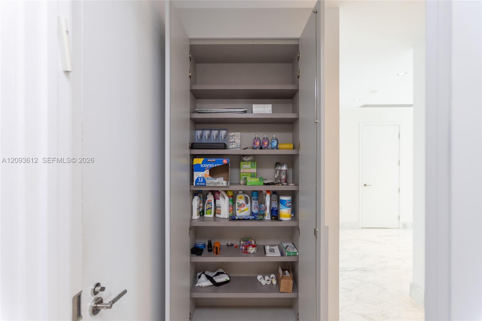 17475 Collins Ave # 1802