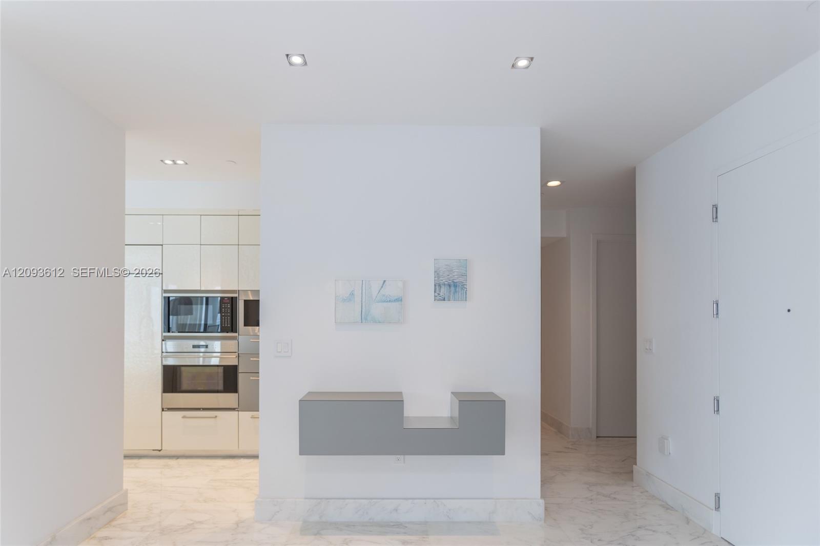 17475 Collins Ave # 1802
