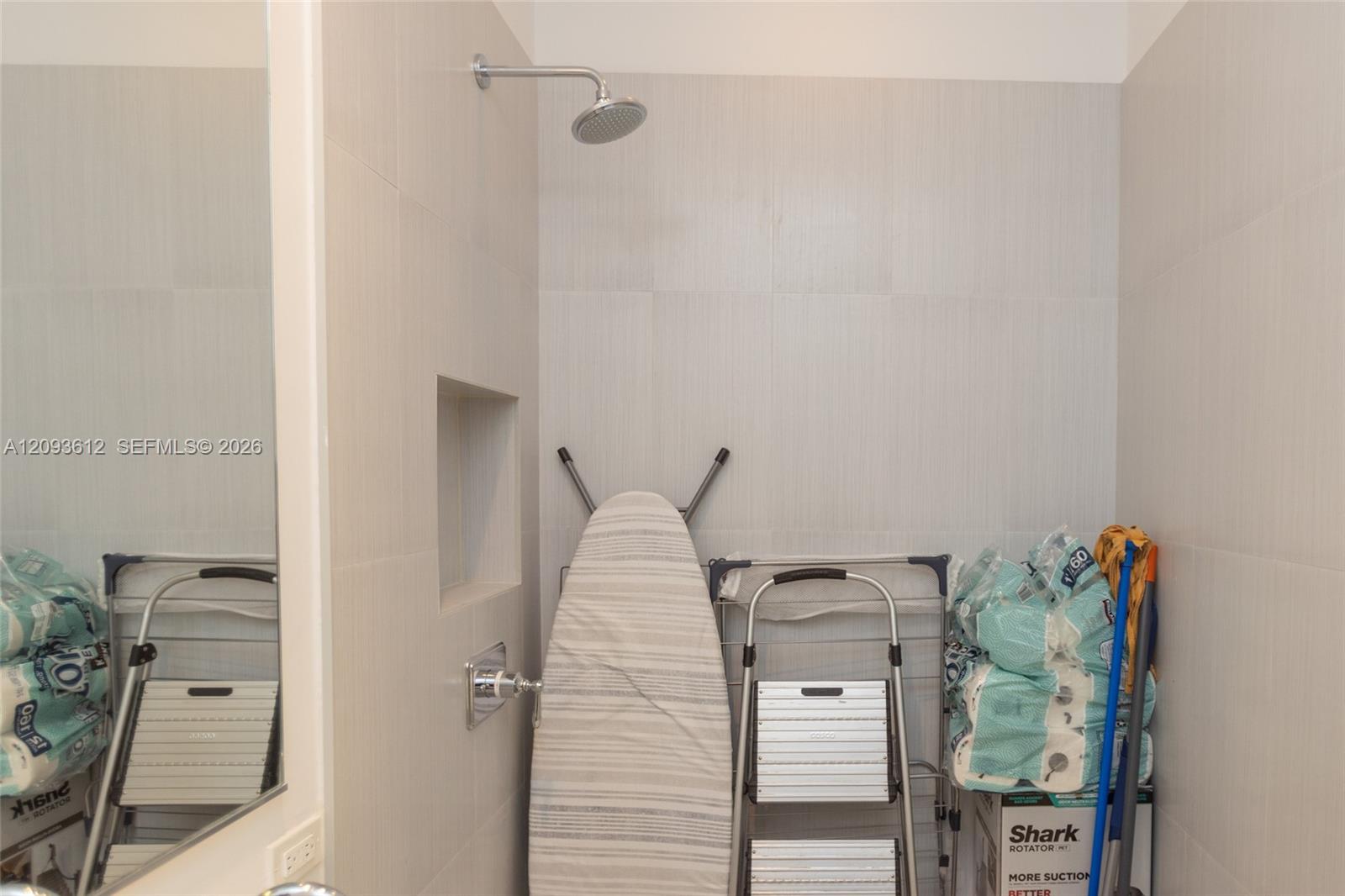 17475 Collins Ave # 1802