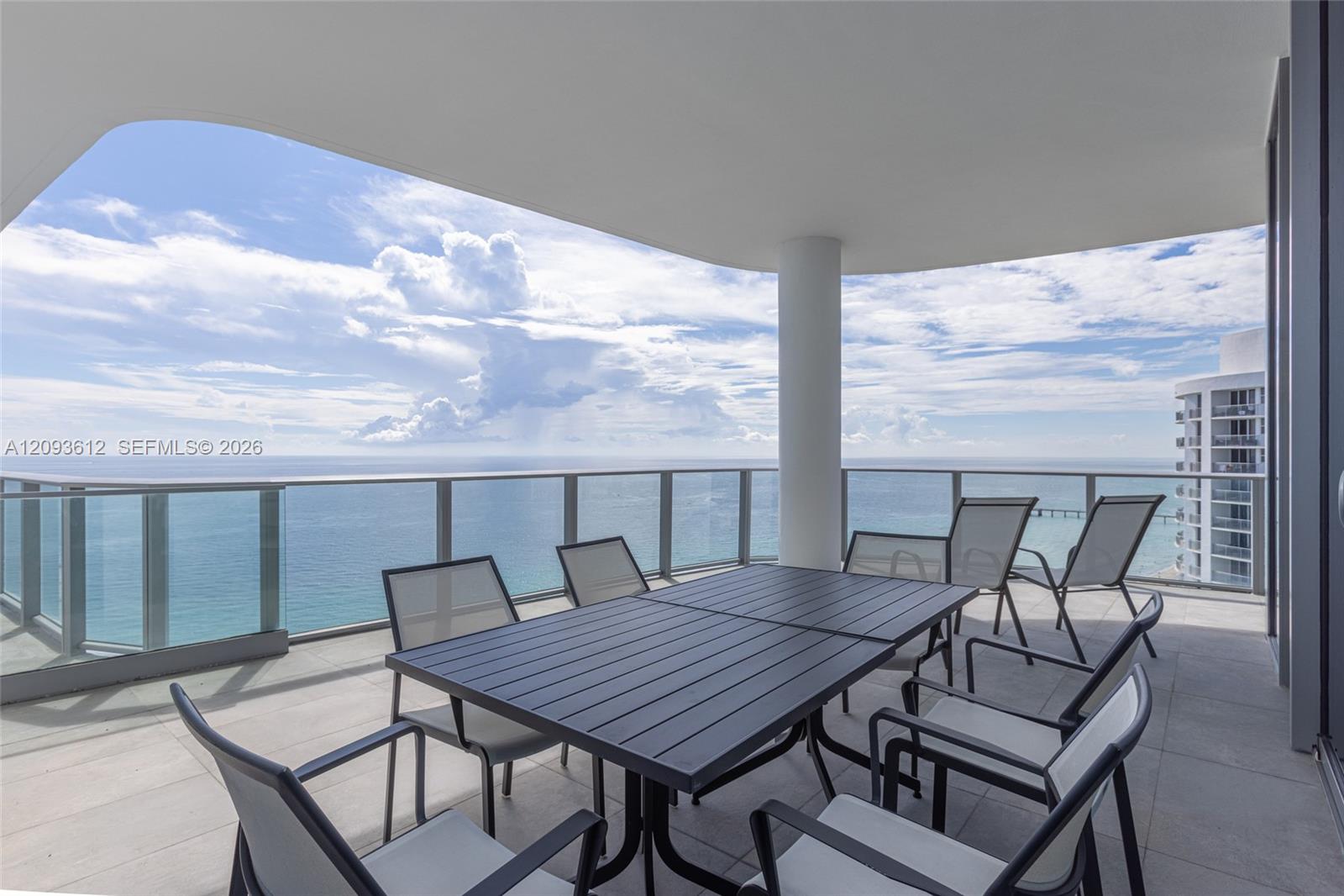 17475 Collins Ave # 1802