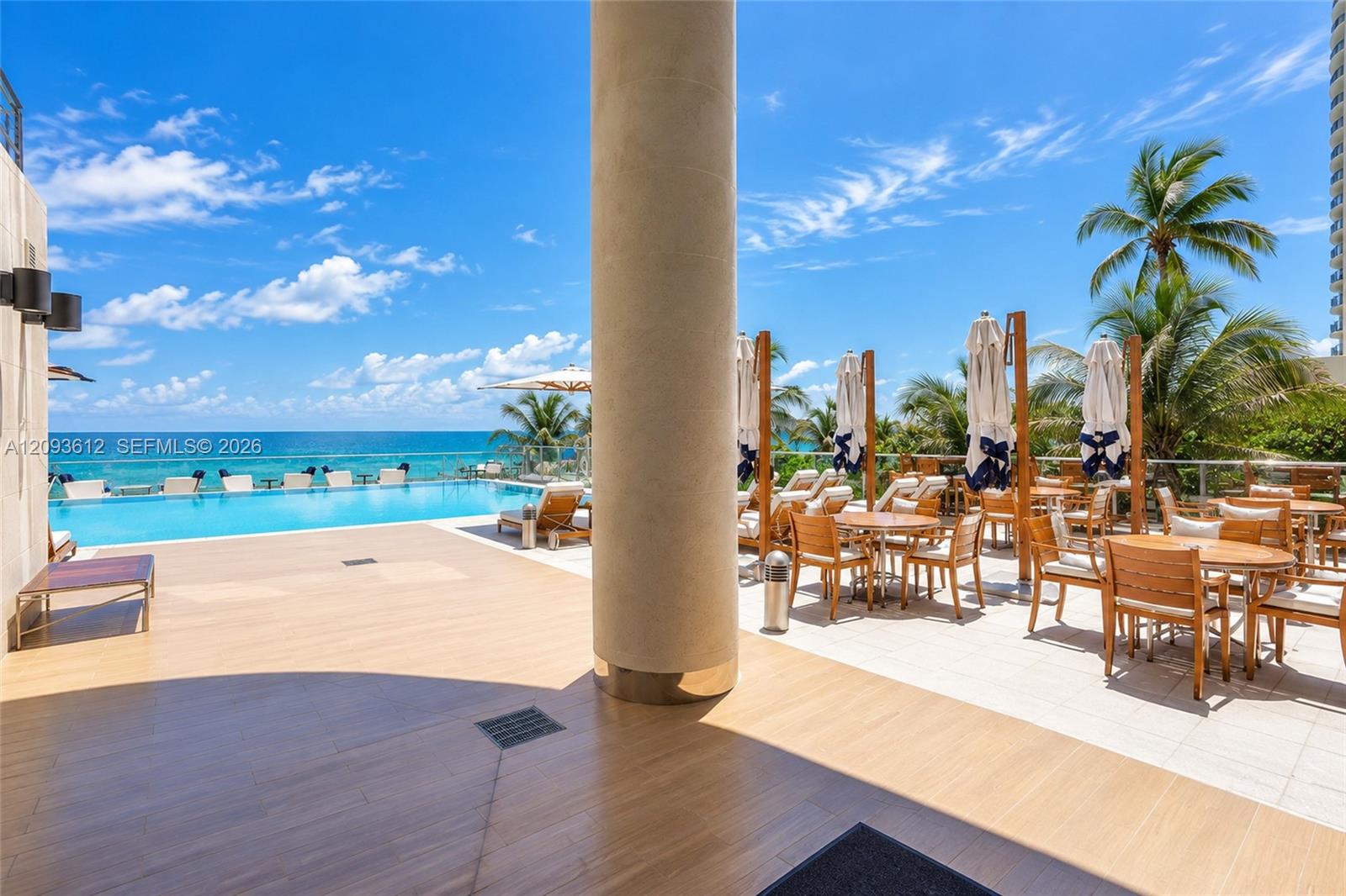 17475 Collins Ave # 1802
