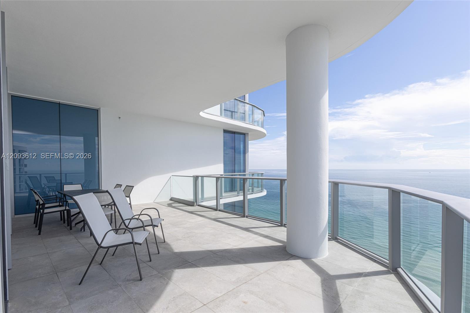 17475 Collins Ave # 1802