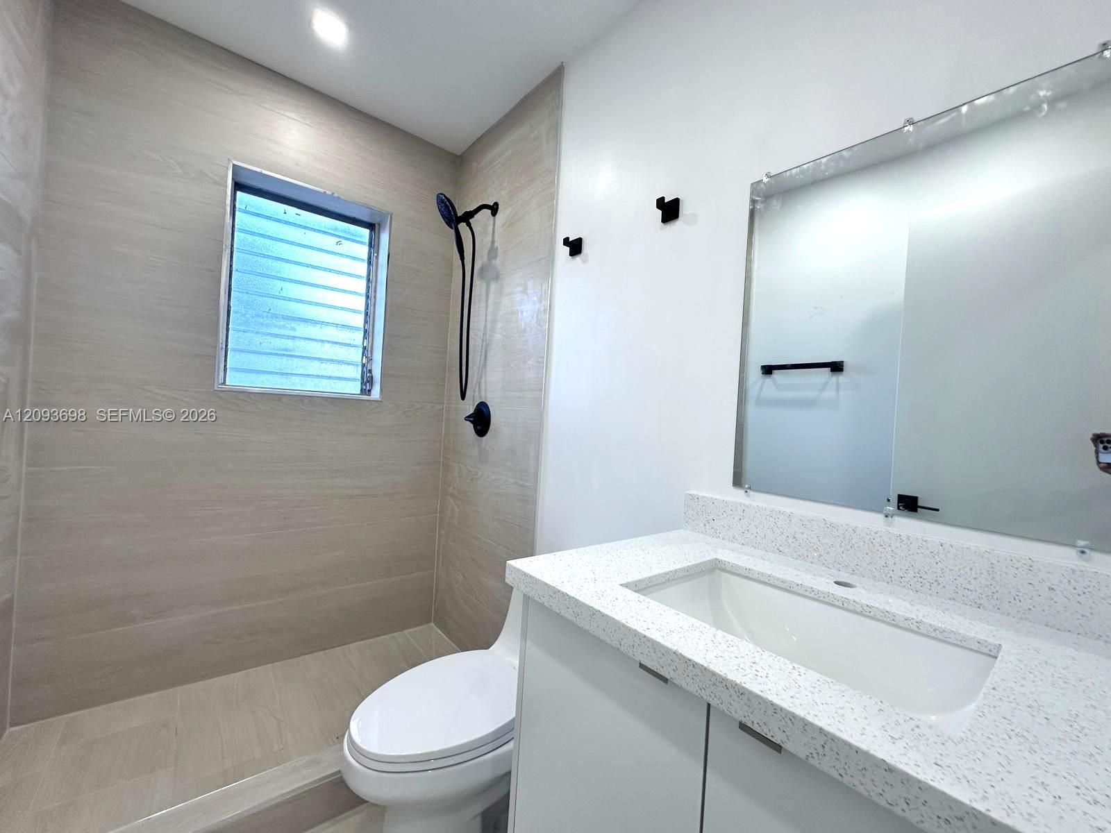 215 Zamora Ave # 9