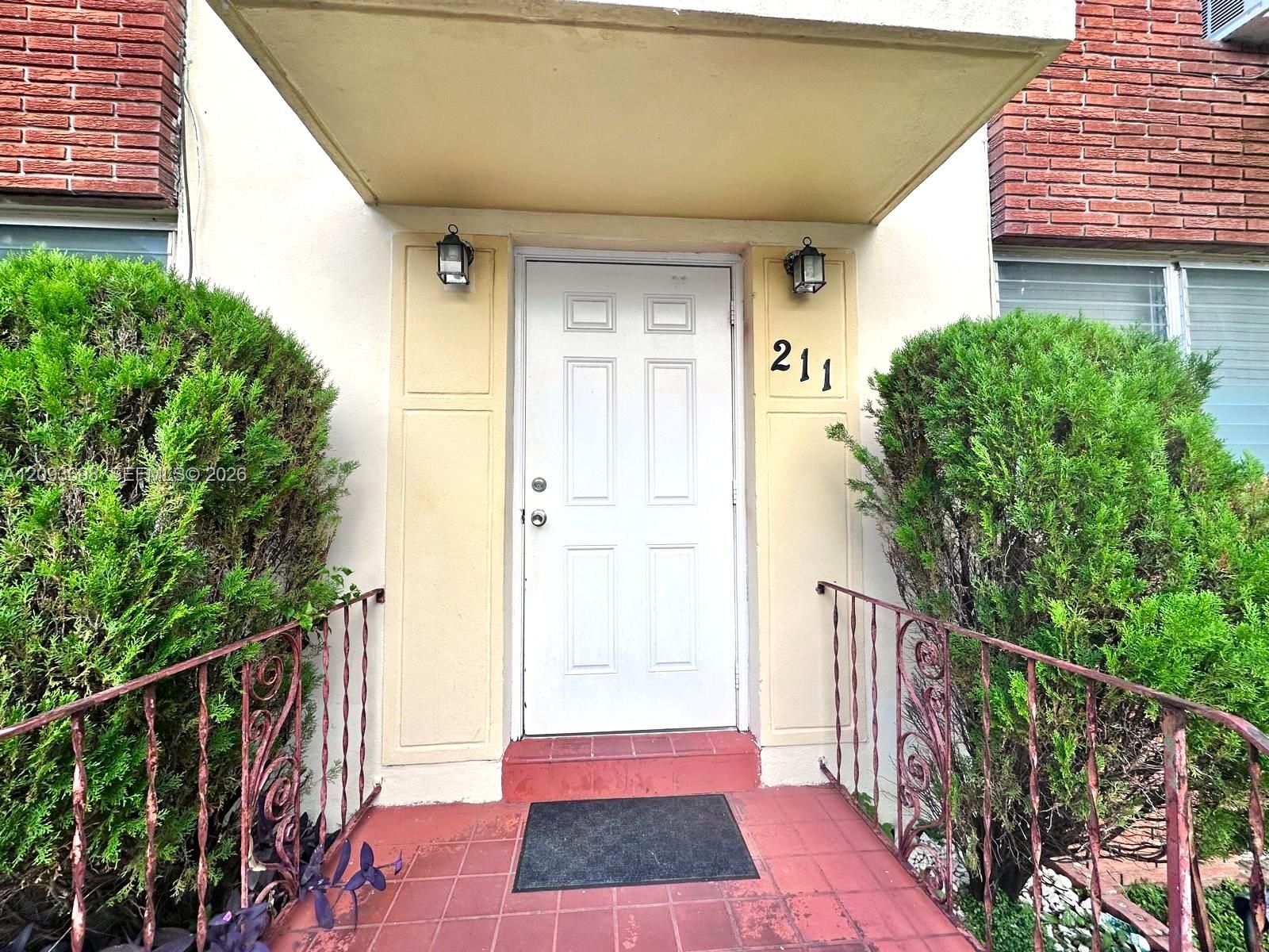 215 Zamora Ave # 9