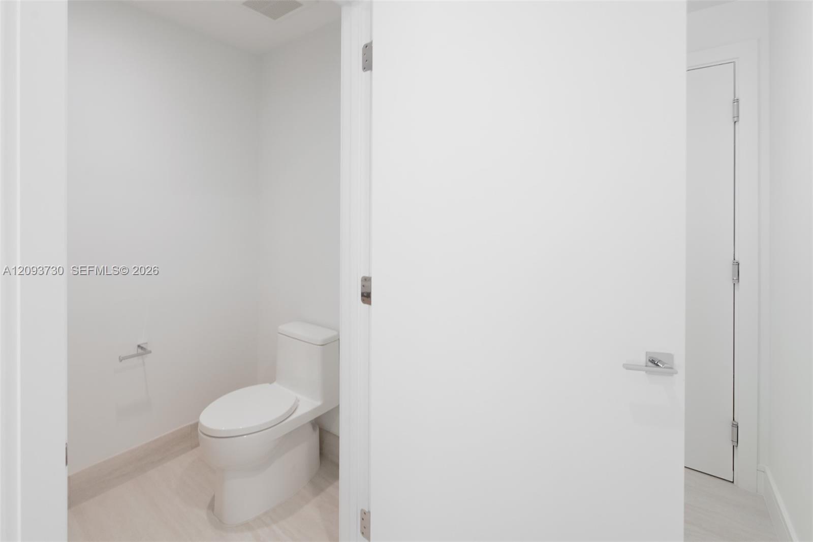 2411 Laguna Circle # 2707