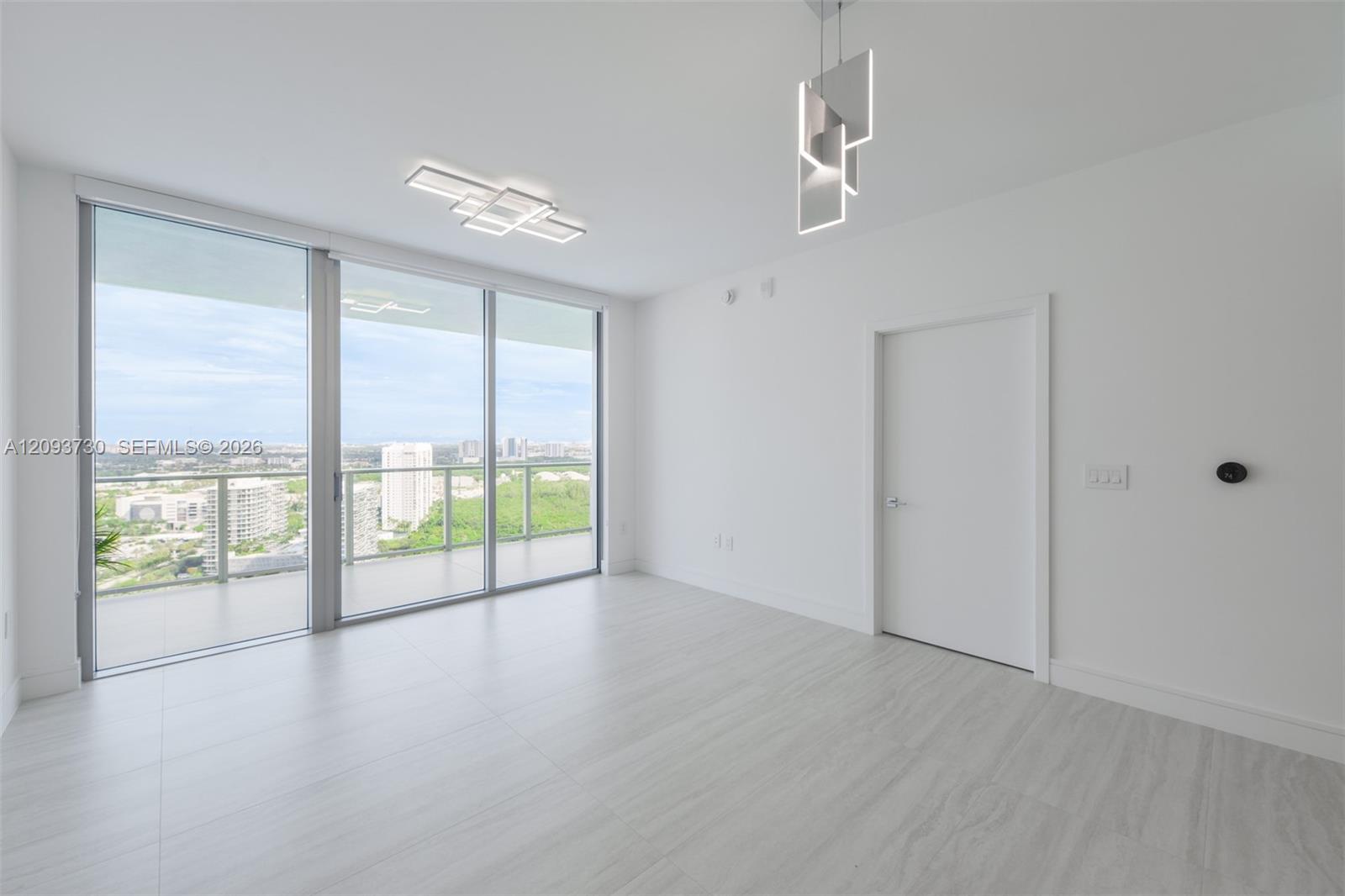 2411 Laguna Circle # 2707