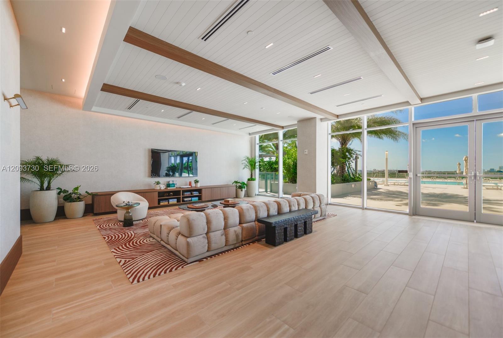 2411 Laguna Circle # 2707