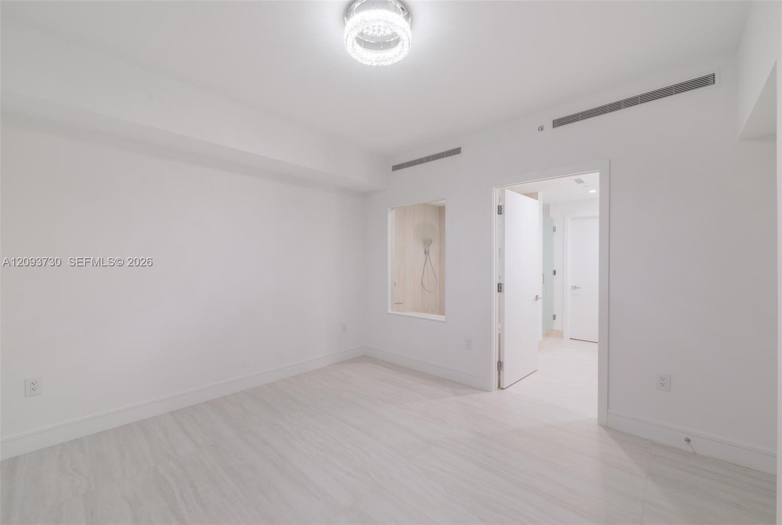2411 Laguna Circle # 2707
