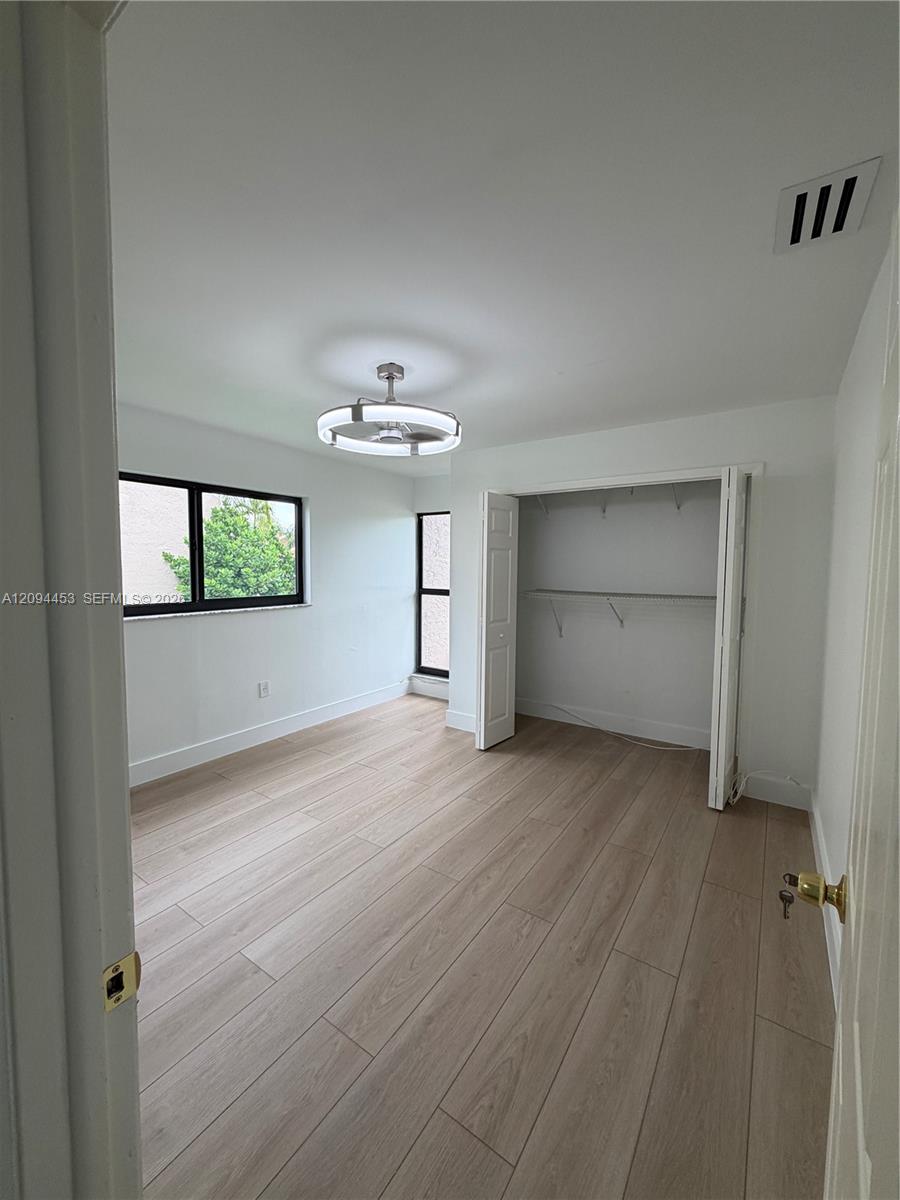 14712 SW 63rd Ln Unit: .