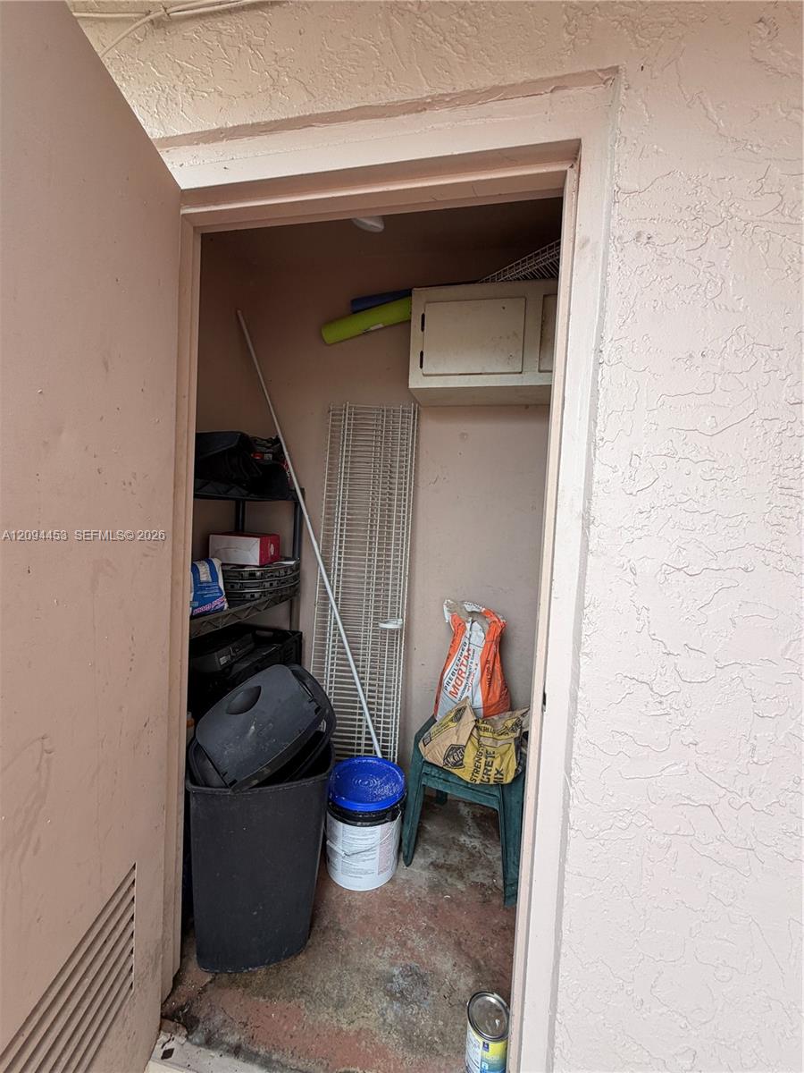 14712 SW 63rd Ln Unit: .