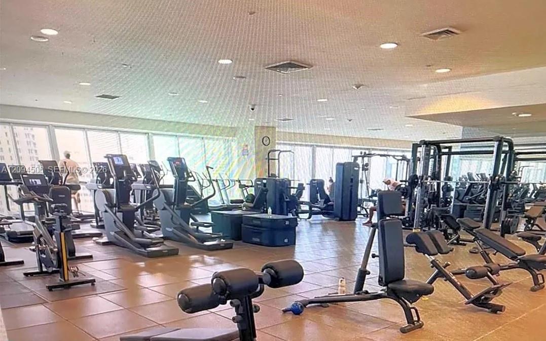 475 Brickell Ave # 2114