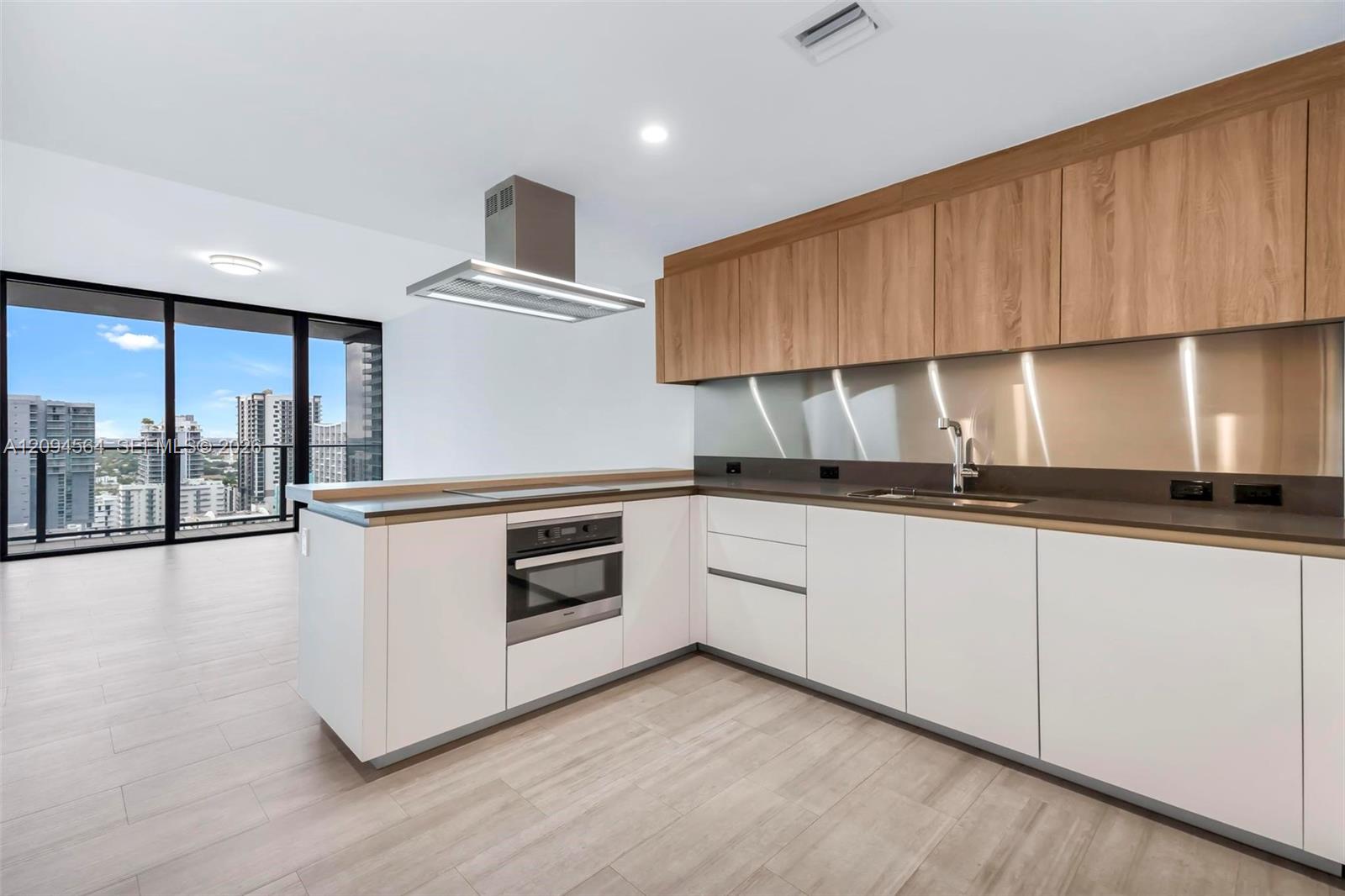 1000 Brickell Plaza # 2304