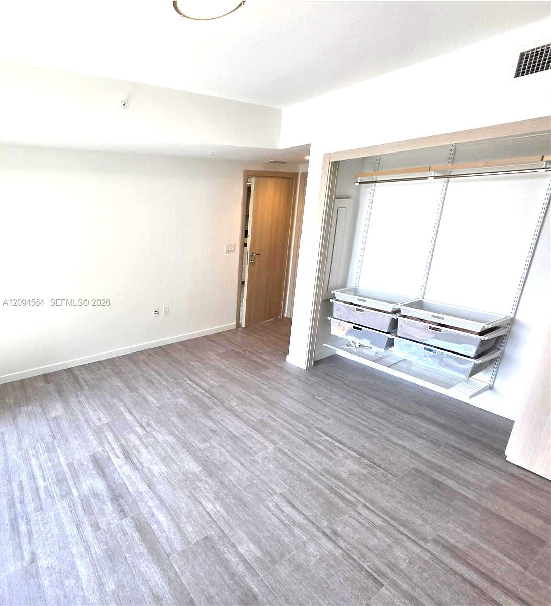1000 Brickell Plaza # 2304