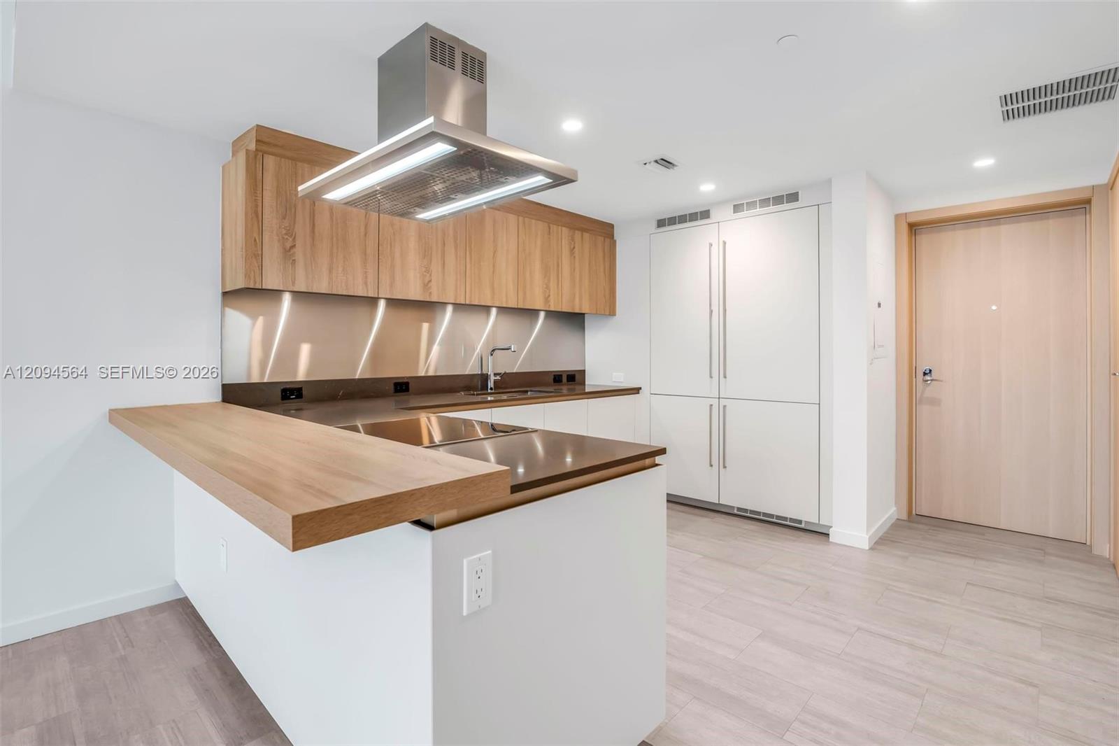 1000 Brickell Plaza # 2304