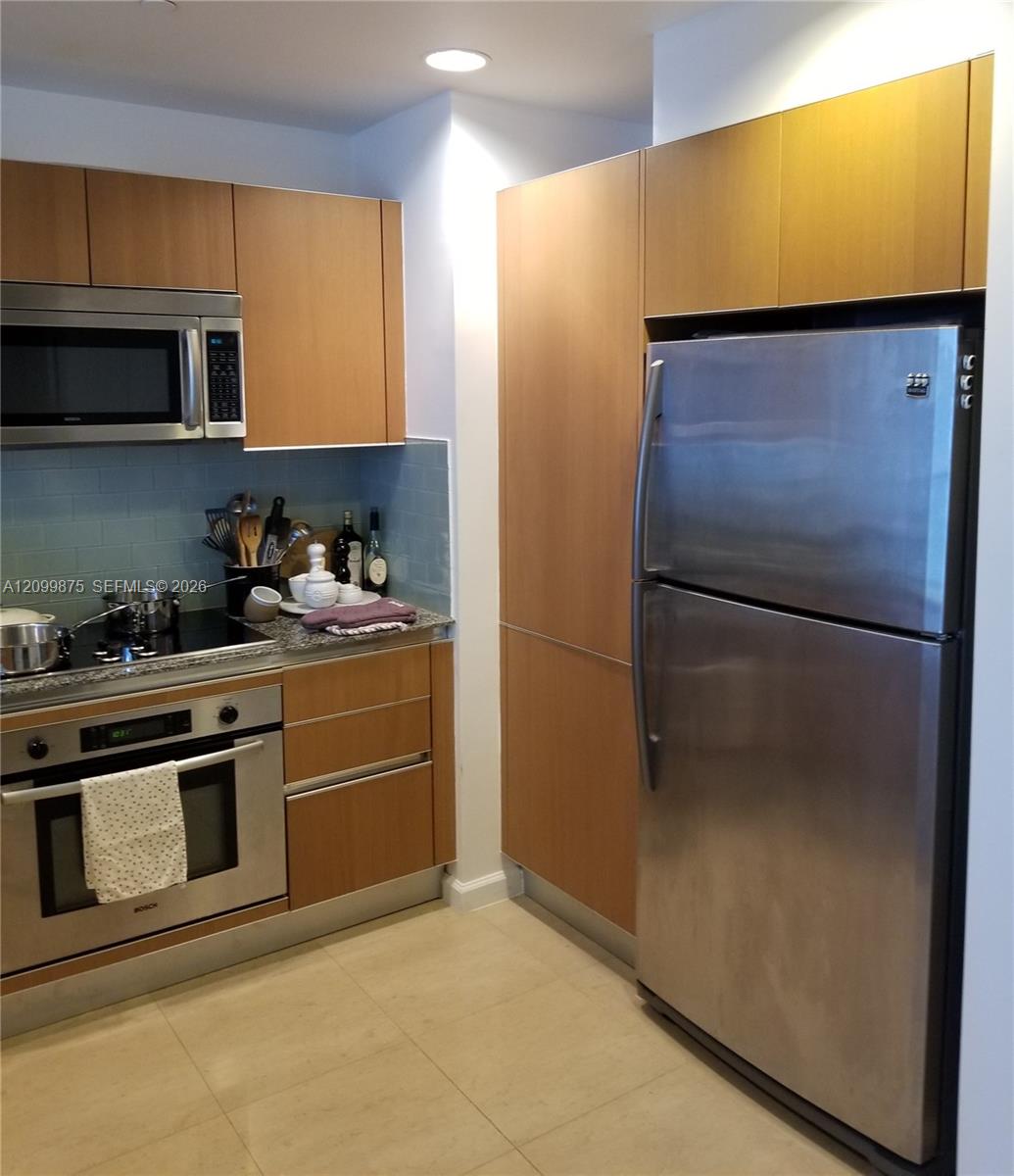 1050 BRICKELL AV # 2622