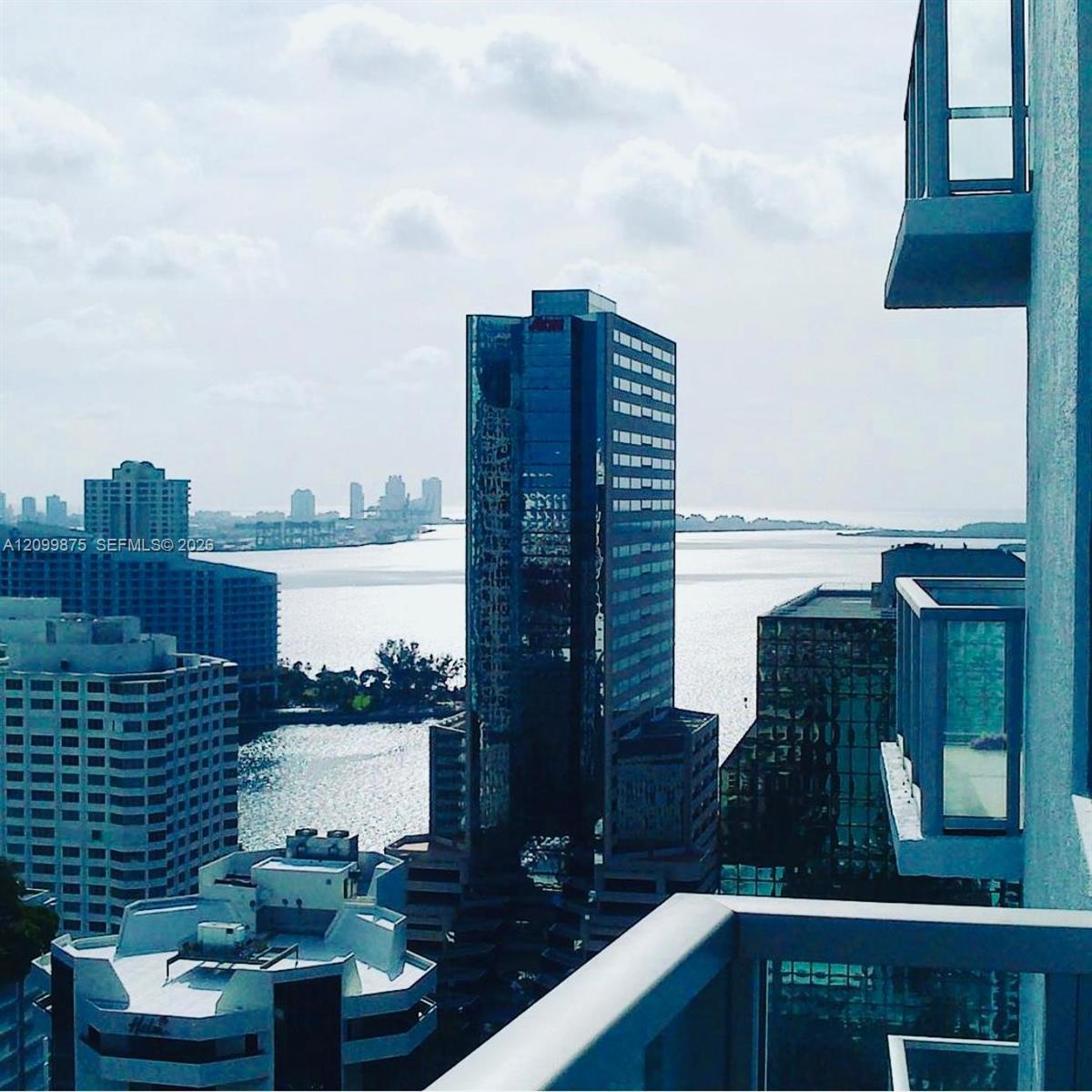 1050 BRICKELL AV # 2622