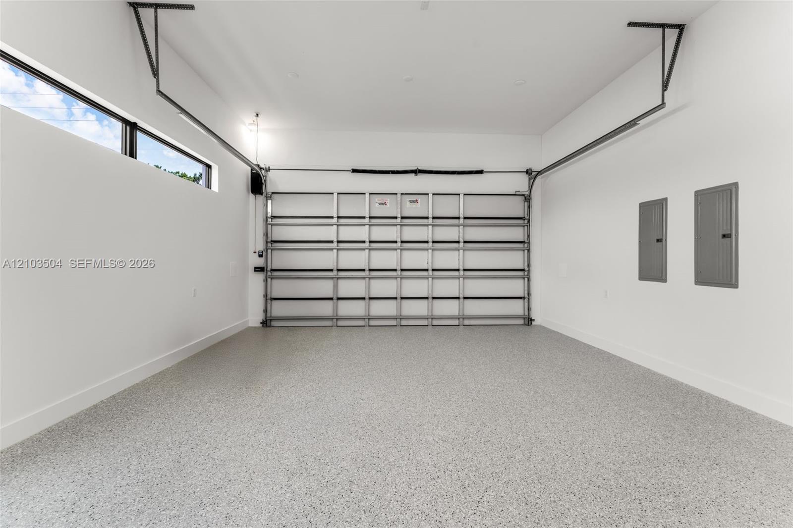 3236 SW 64th Ave