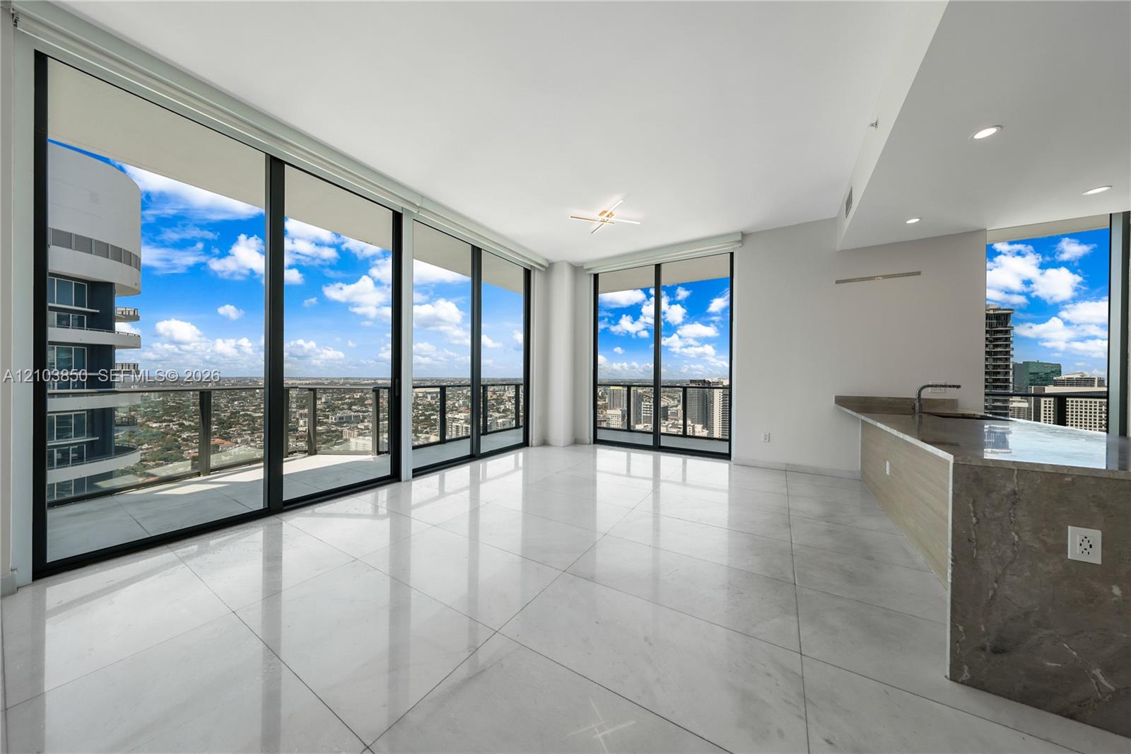 1300 S Miami Ave Unit: PH5210