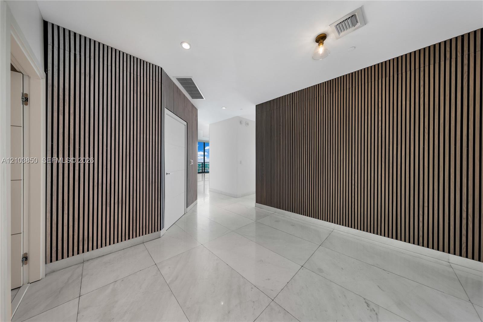 1300 S Miami Ave Unit: PH5210