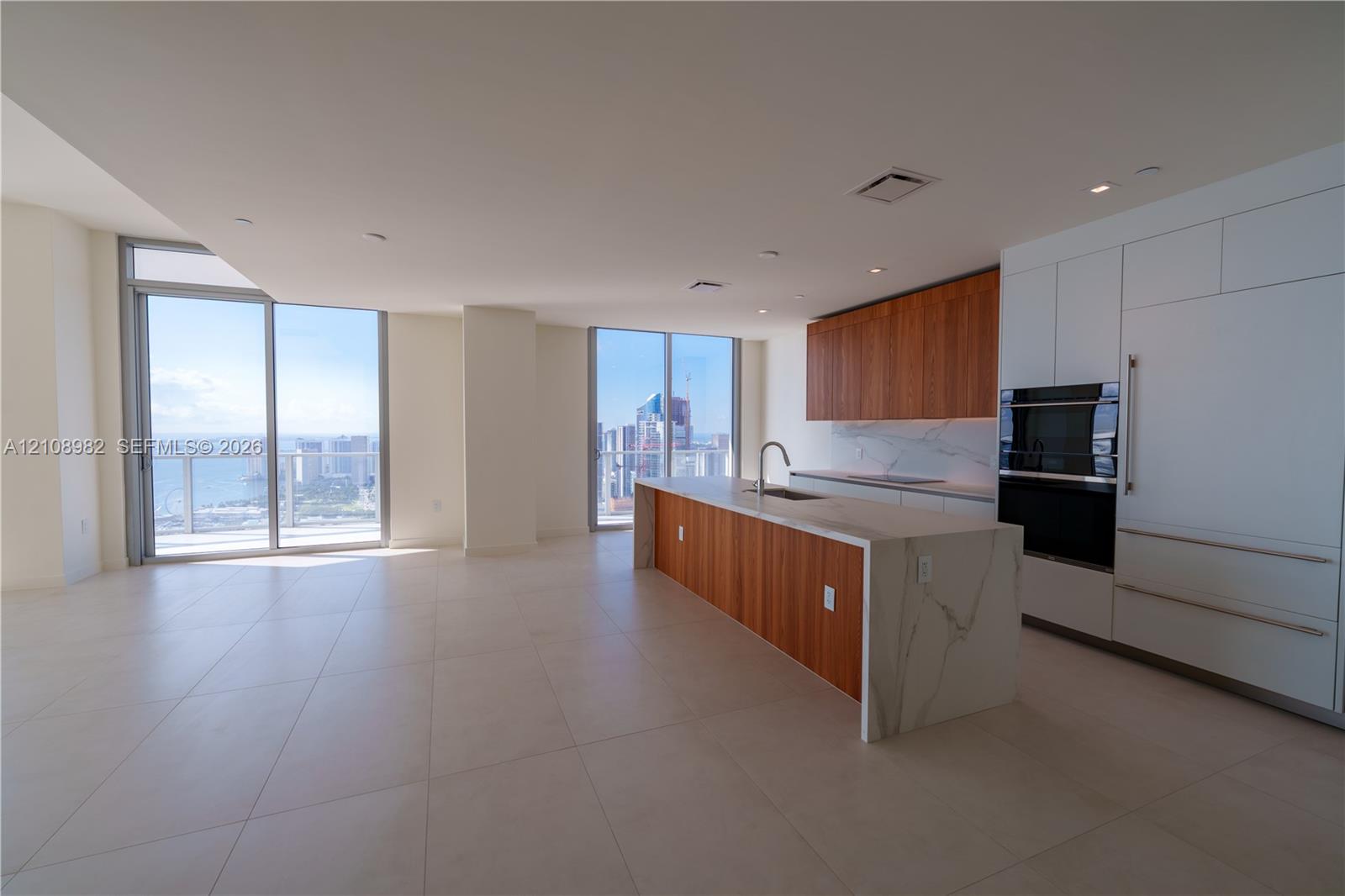 1400 Biscayne Boulevard Unit: #PH5202
