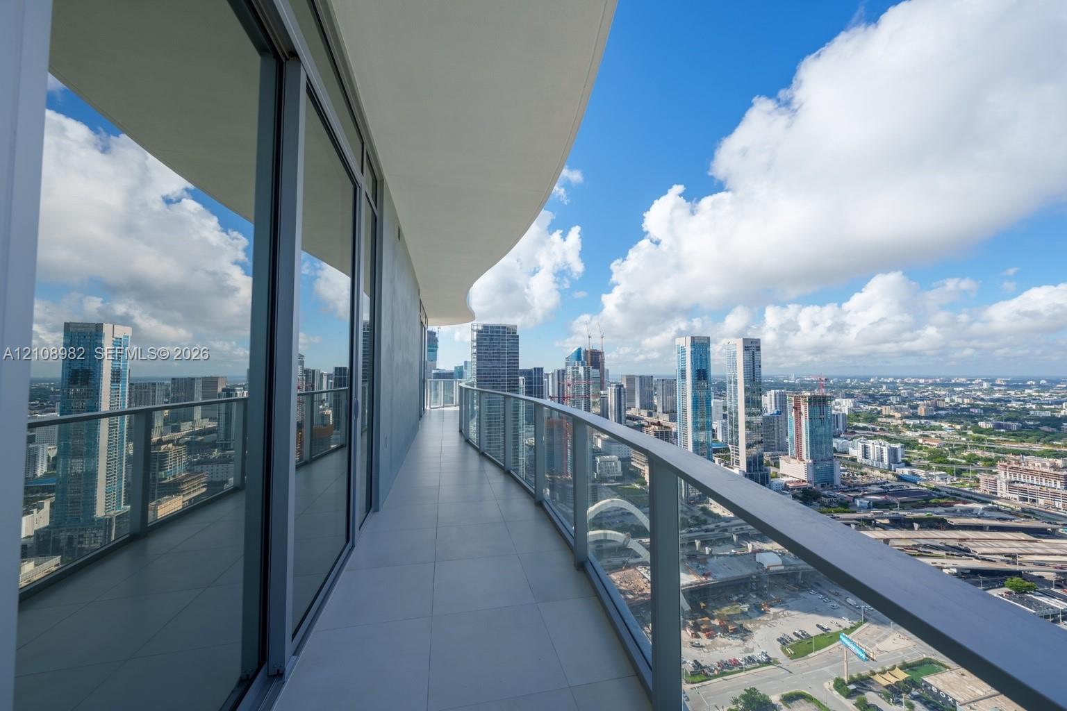1400 Biscayne Boulevard Unit: #PH5202