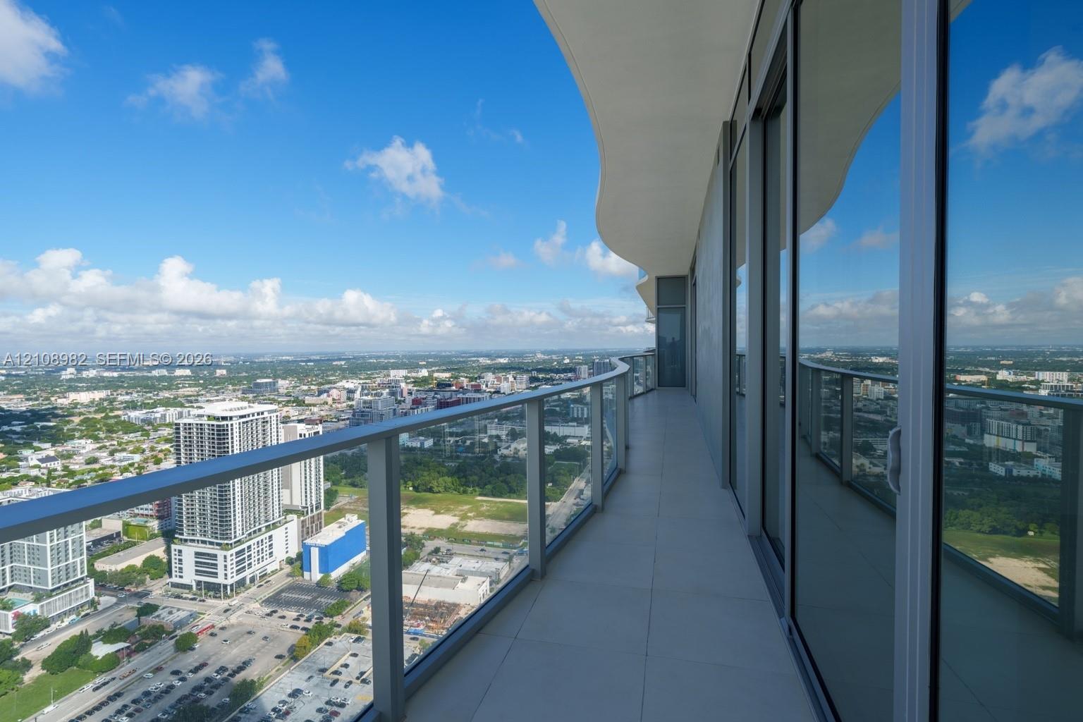 1400 Biscayne Boulevard Unit: #PH5202