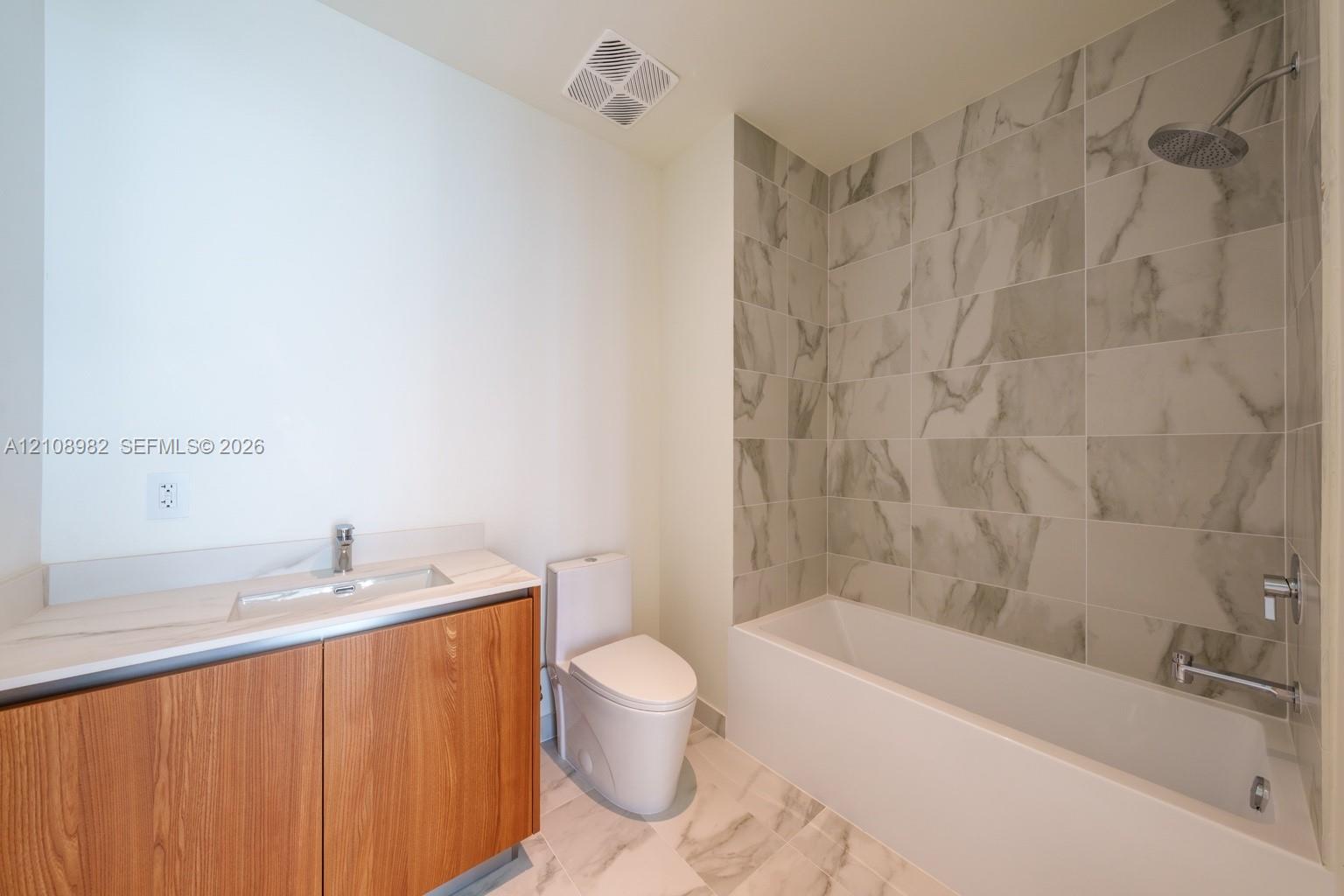 1400 Biscayne Boulevard Unit: #PH5202