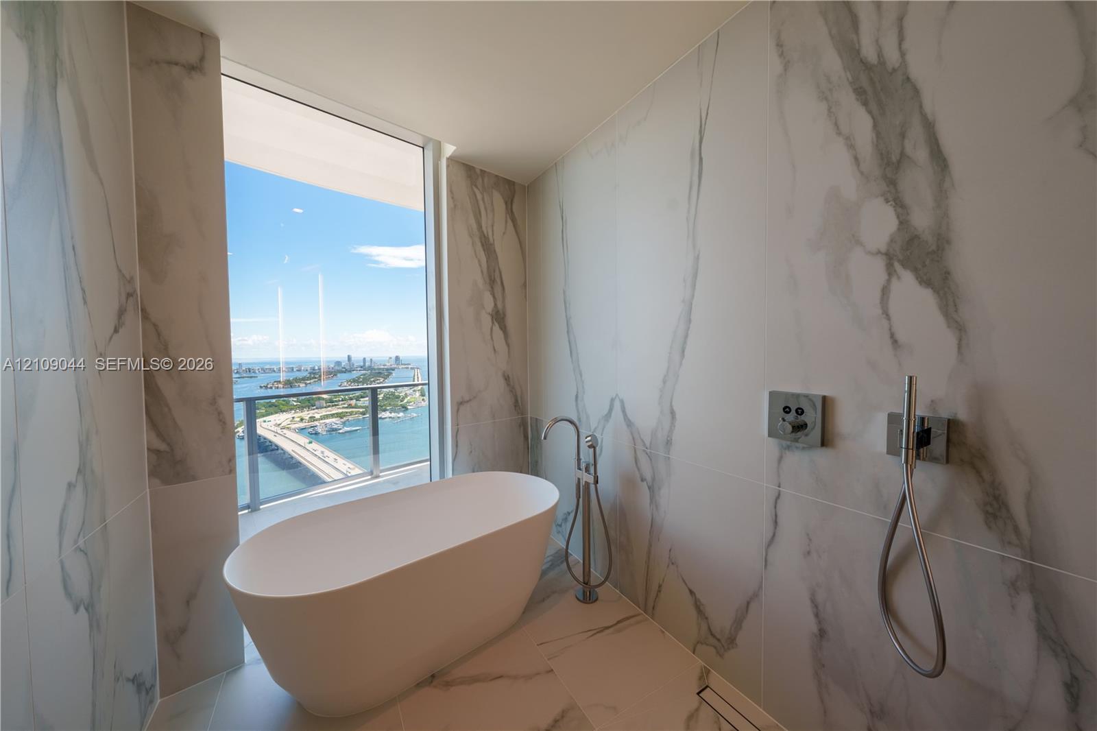 1400 Biscayne Boulevard # 5003