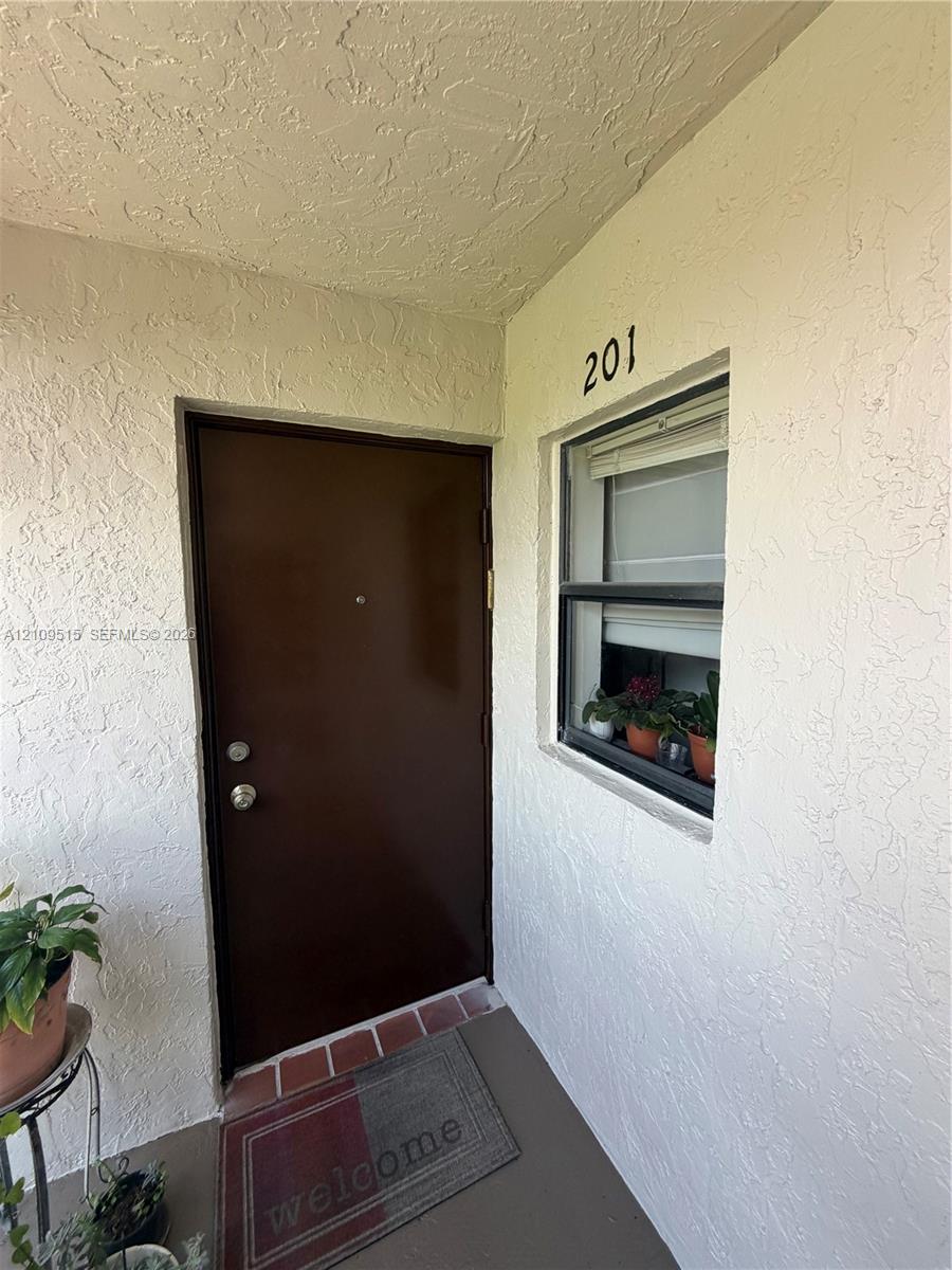 9714 Hammocks Blvd # 29 Unit: 201-29