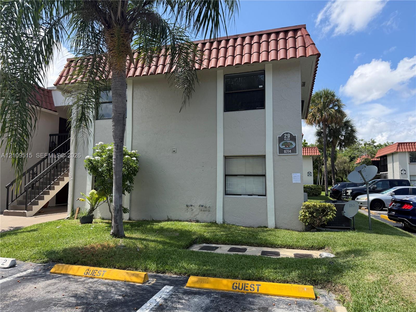 9714 Hammocks Blvd # 29 Unit: 201-29