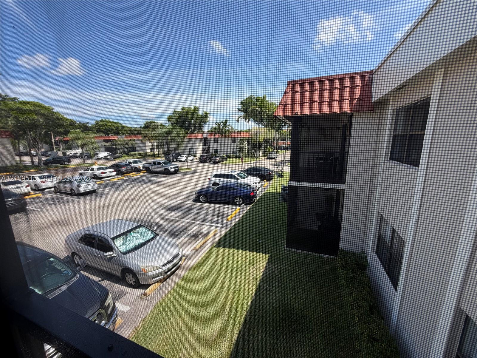9714 Hammocks Blvd # 29 Unit: 201-29