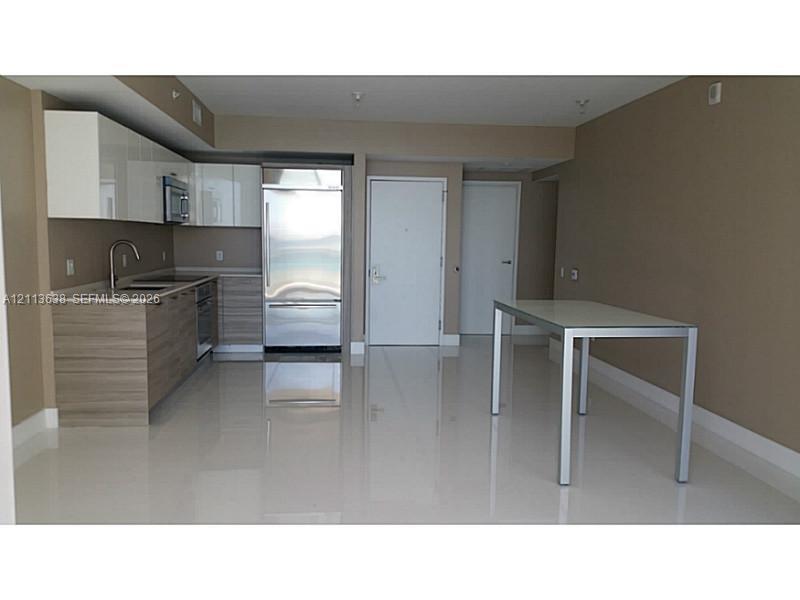 1300 Brickell Bay Dr # 2409