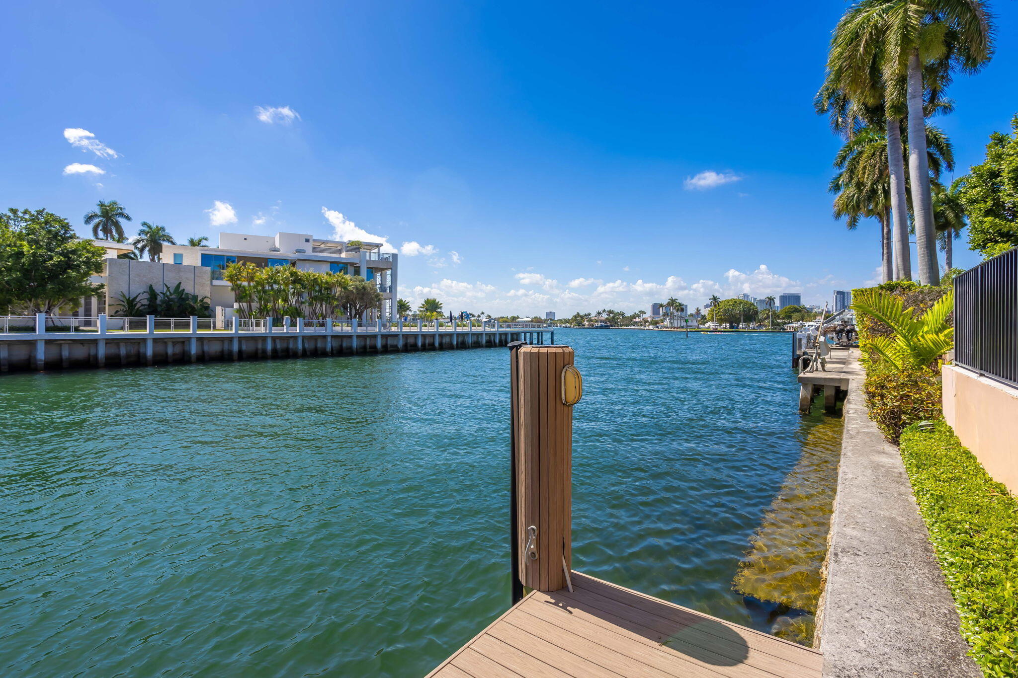 4 Isla Bahia Drive