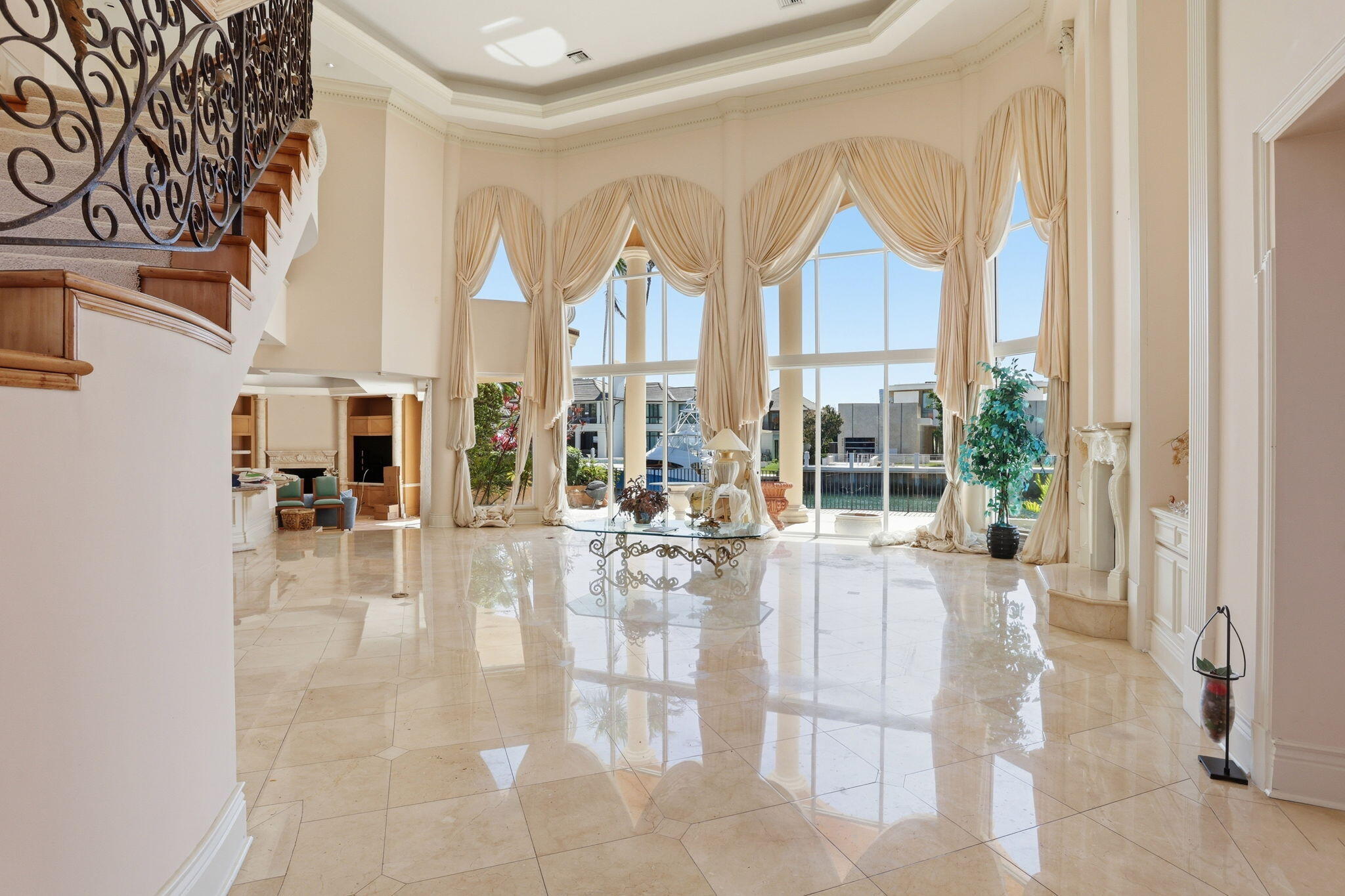 4 Isla Bahia Drive