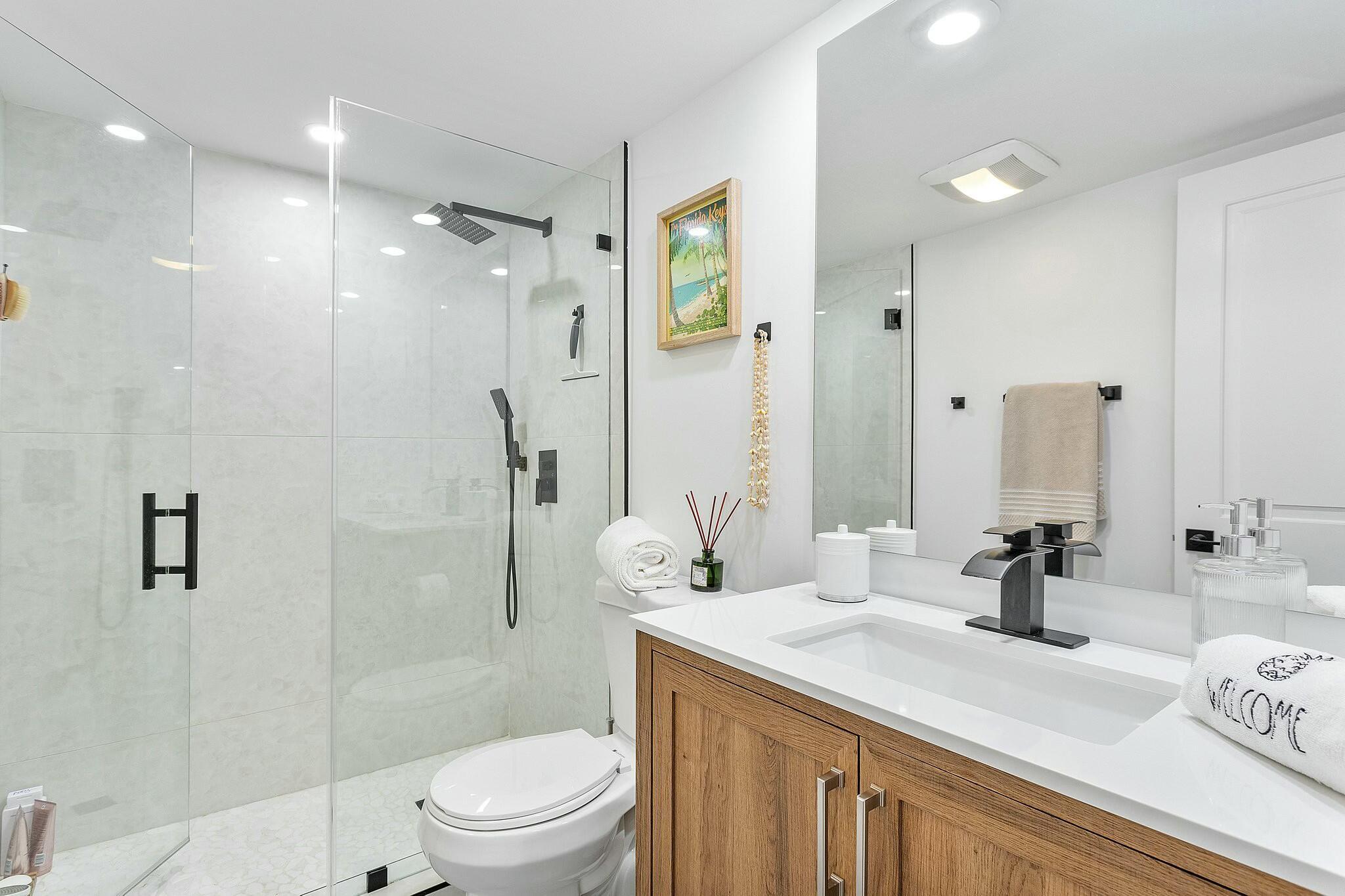 330 N Federal Highway