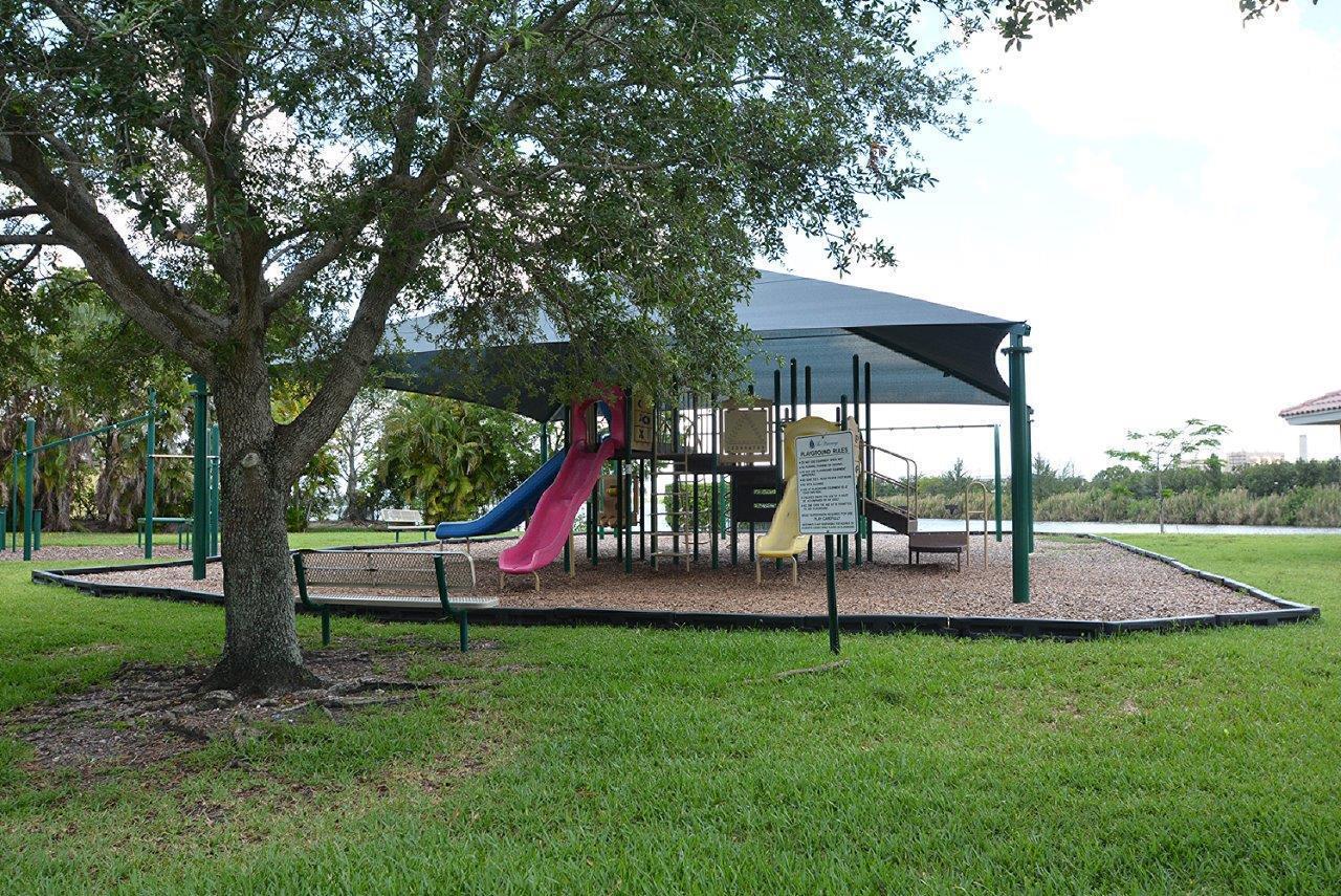4706 SW 13th Street