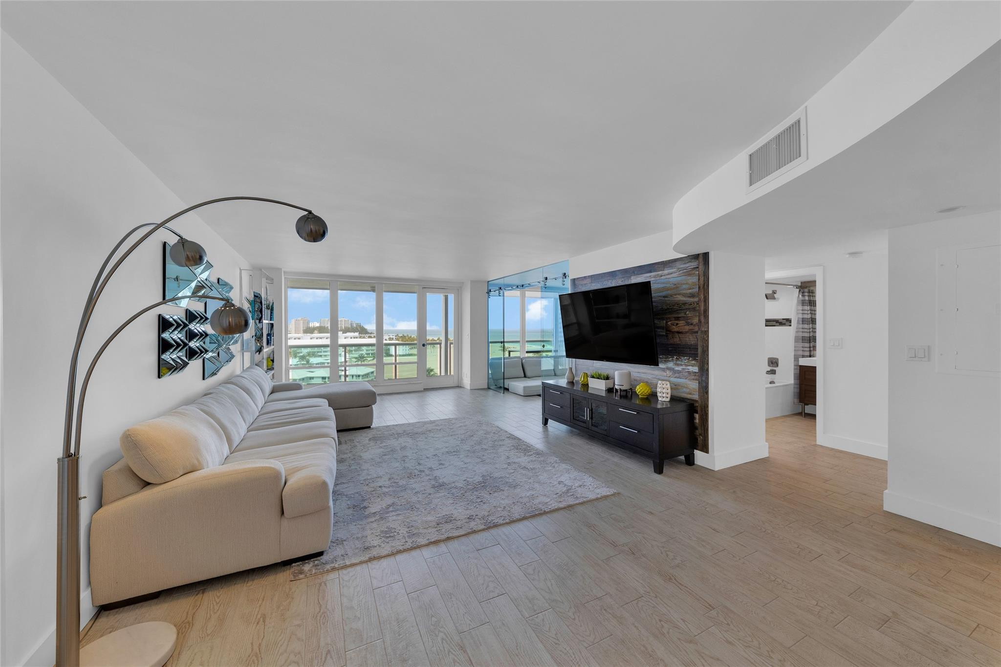 2100 S Ocean Lane