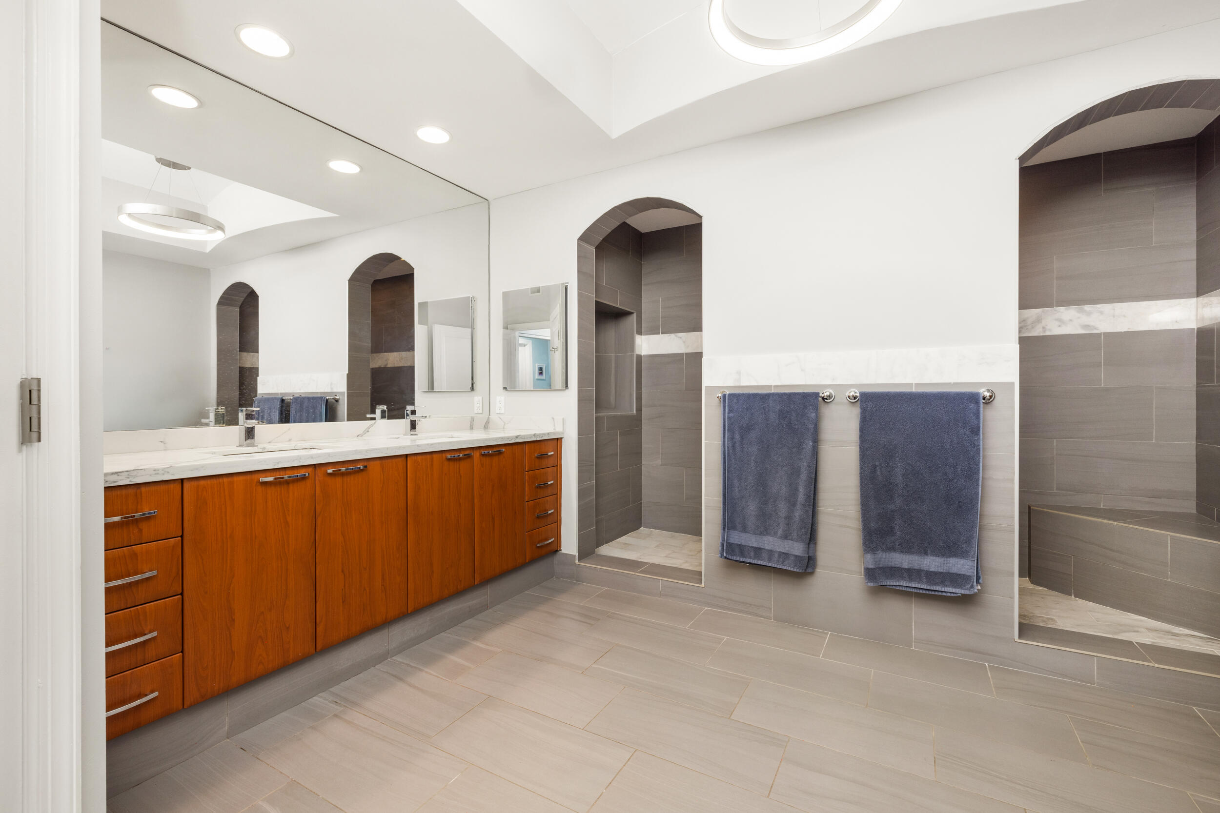 701 SE 21st Avenue 201