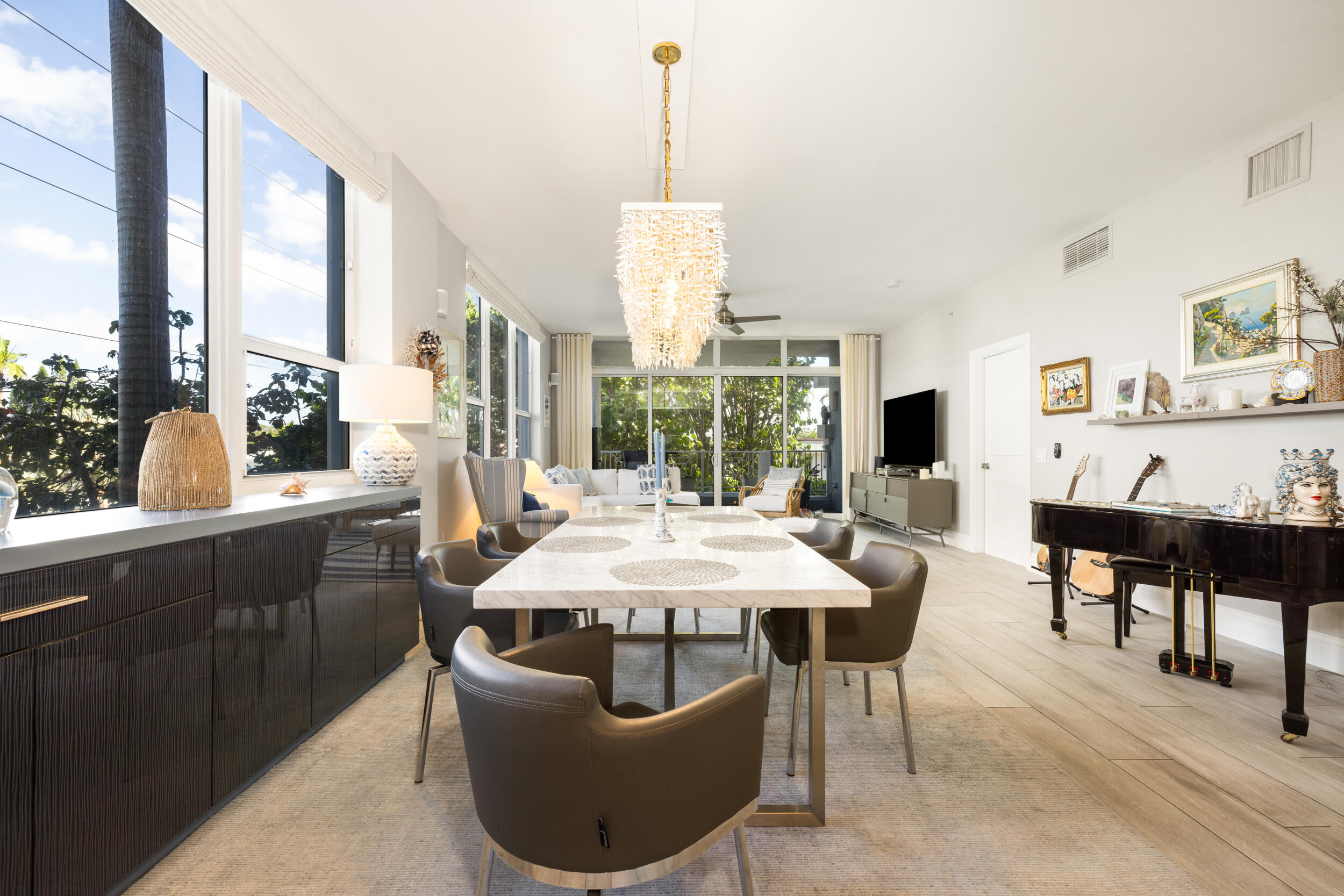 701 SE 21st Avenue 201