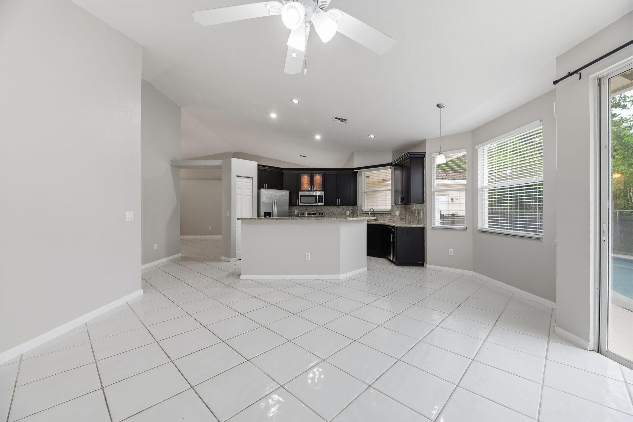 10316 NW 53rd Court