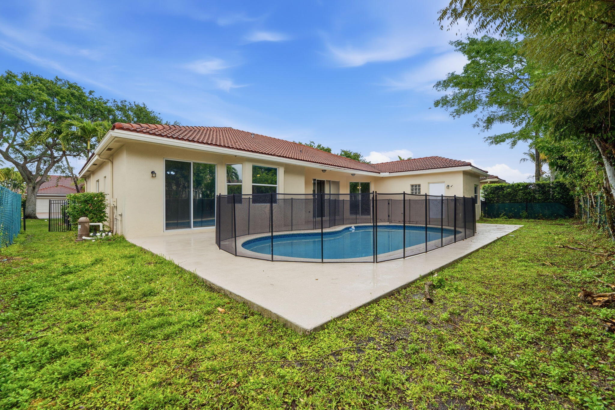 10316 NW 53rd Court